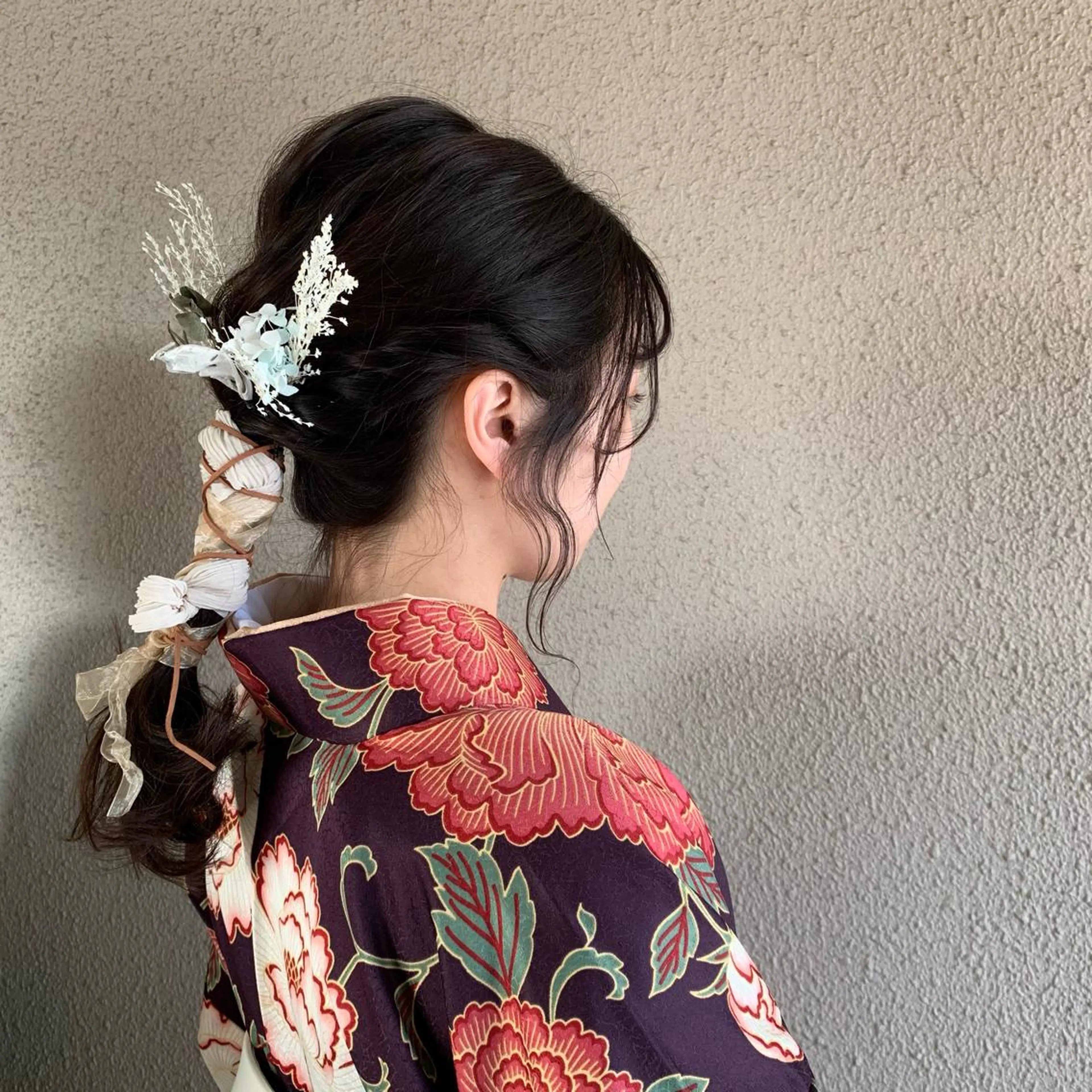 セミロング ヘアアレンジ 卒業式のヘアスタイル おくれ毛 着付け chouette/ 根本優希のヘアスタイル