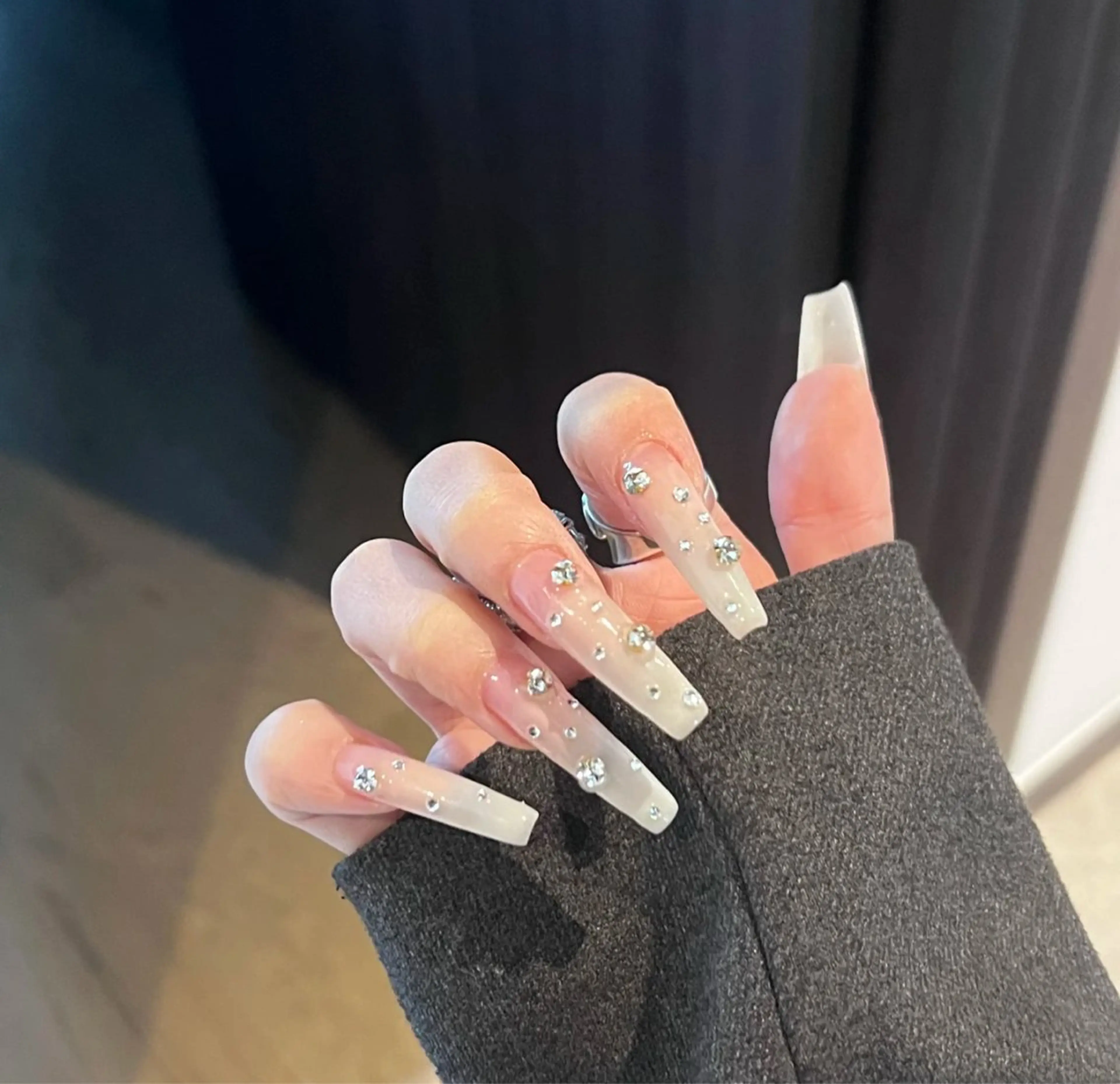 ネイル アートネイル オーロラネイル チークネイル フレンチネイル ガラスフレンチ ハンドネイル 🎀🎀YooLi Nail Salonのネイルデザイン