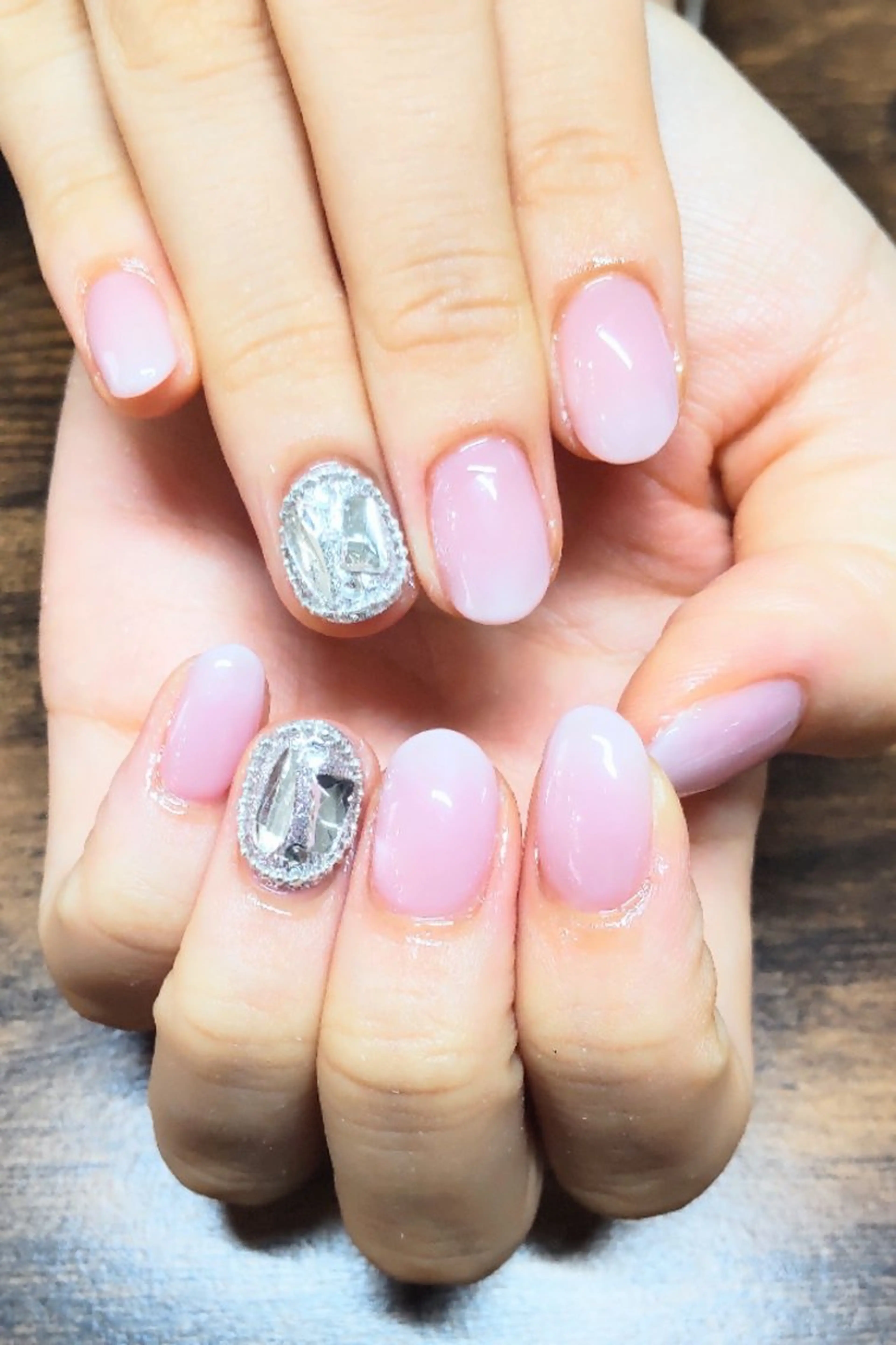 ネイル ワンホンネイル CHOUETTE所属・CHOUETTE MIOのネイルデザイン