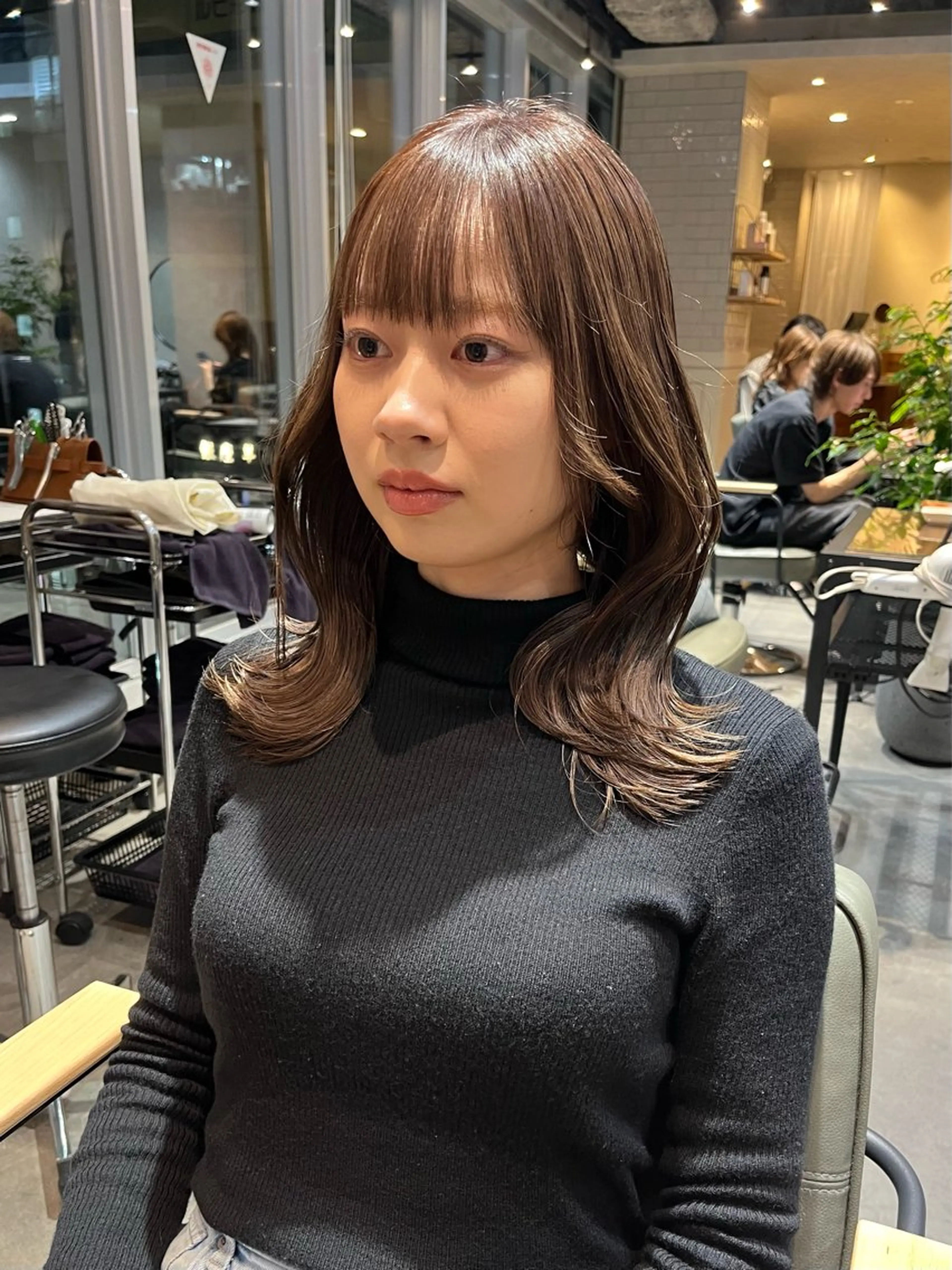 ミディアム Collet Ginza所属・外国人風レイヤー ボブパーマYukiのヘアスタイル