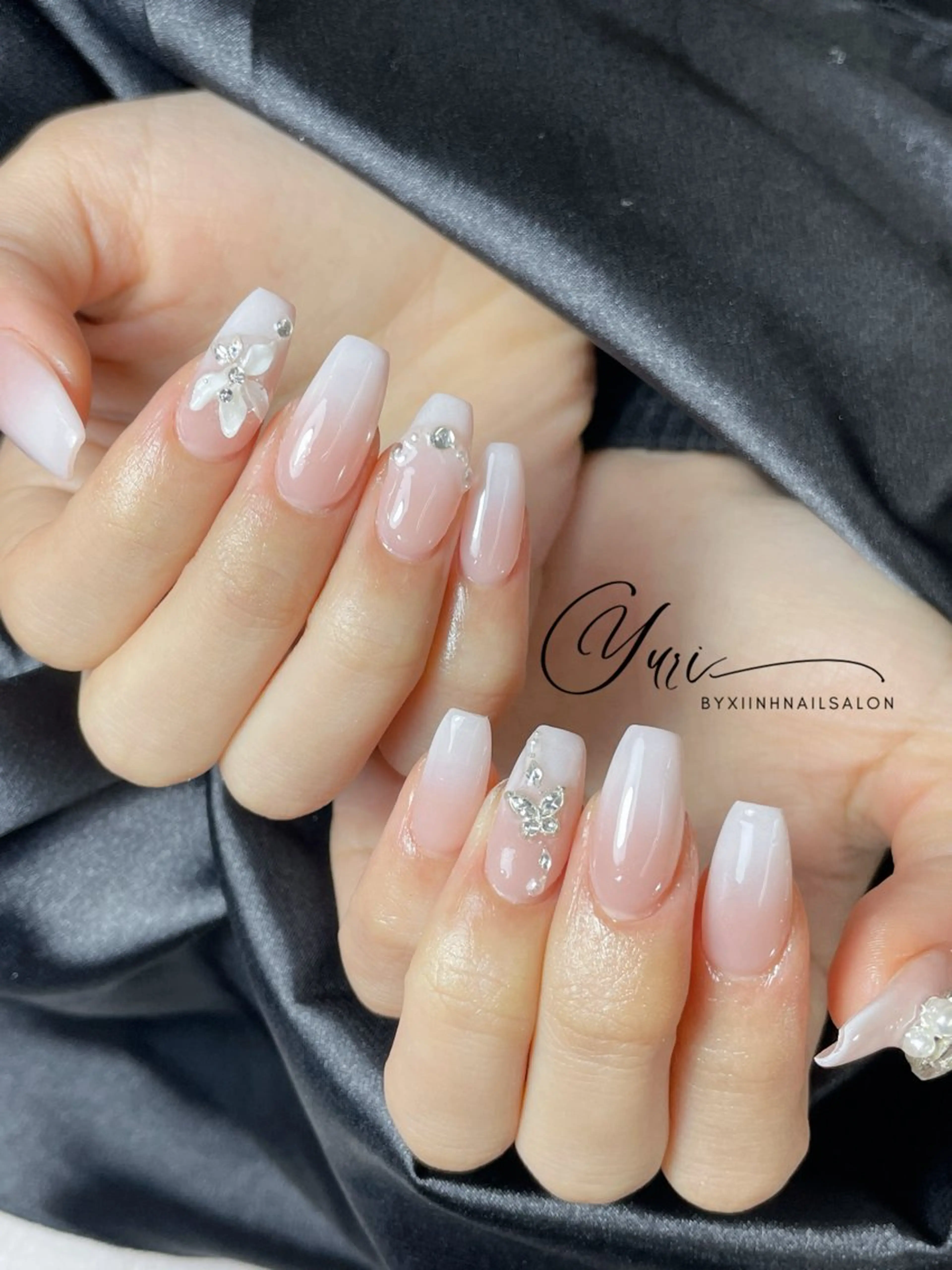 ネイル チークネイル 桜ネイル 長さ出し フットネイル ジェルネイル ハンドネイル YURI NAILのネイルデザイン