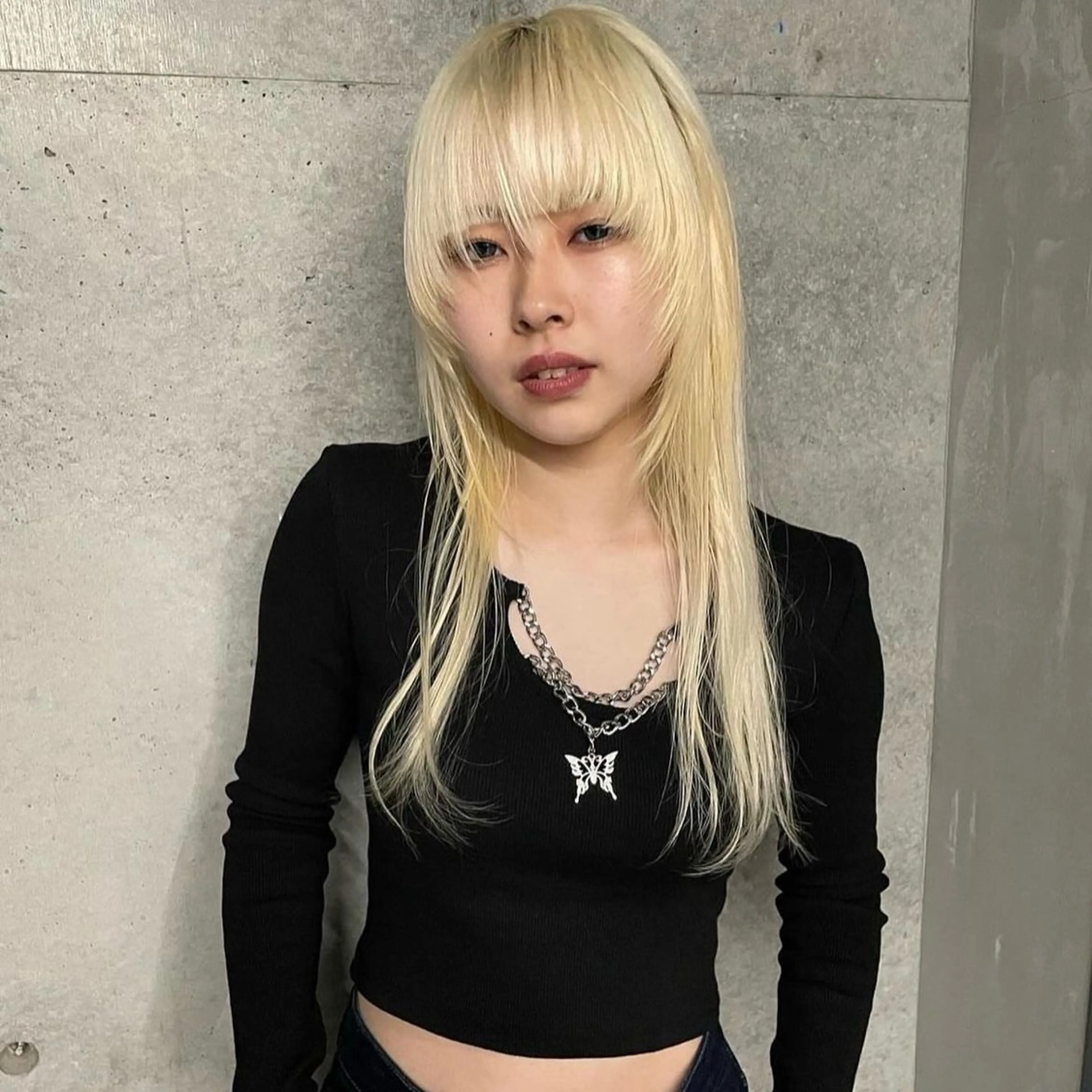 ロング カラー ヘアアレンジ 抜きっぱなしブロンド ブロンド Mizobe misakiのヘアスタイル