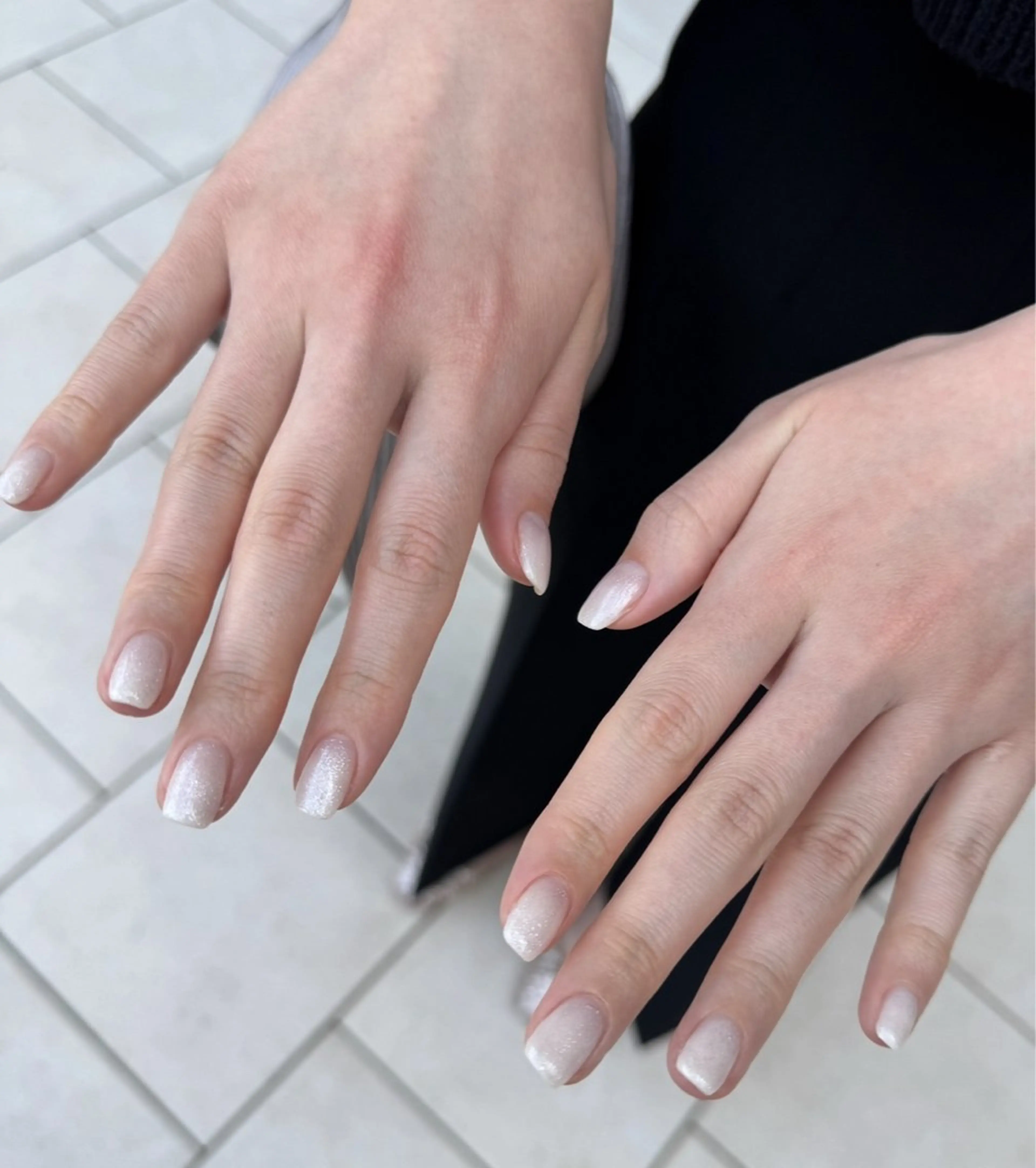 ネイル 成人式 キラキラネイル ニュアンスネイル オフィスネイル シンプルネイル Lililas サロン&スクールのネイルデザイン