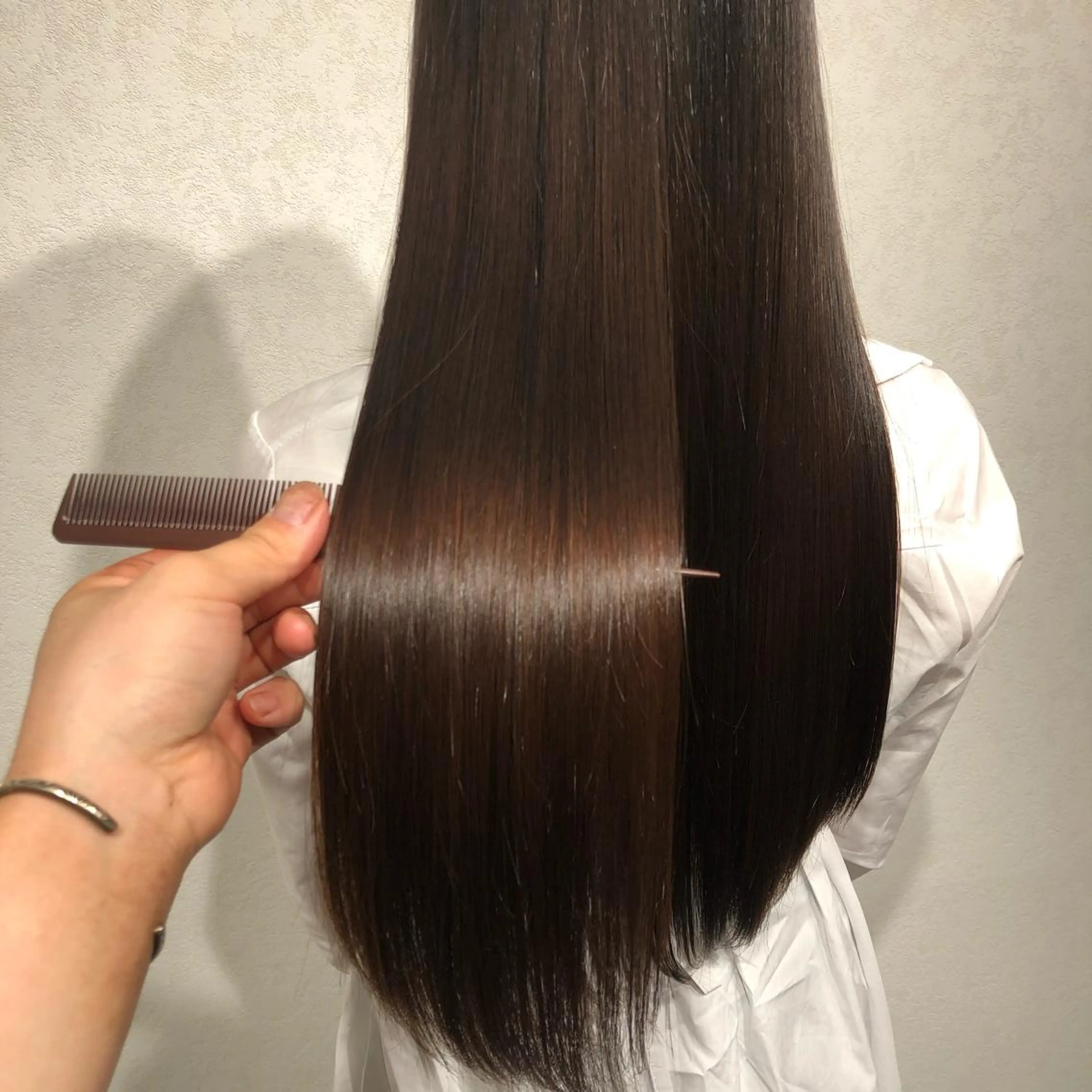 ロング ムトウセイマ/艶髪 /艶ケアWブリーチのヘアスタイル