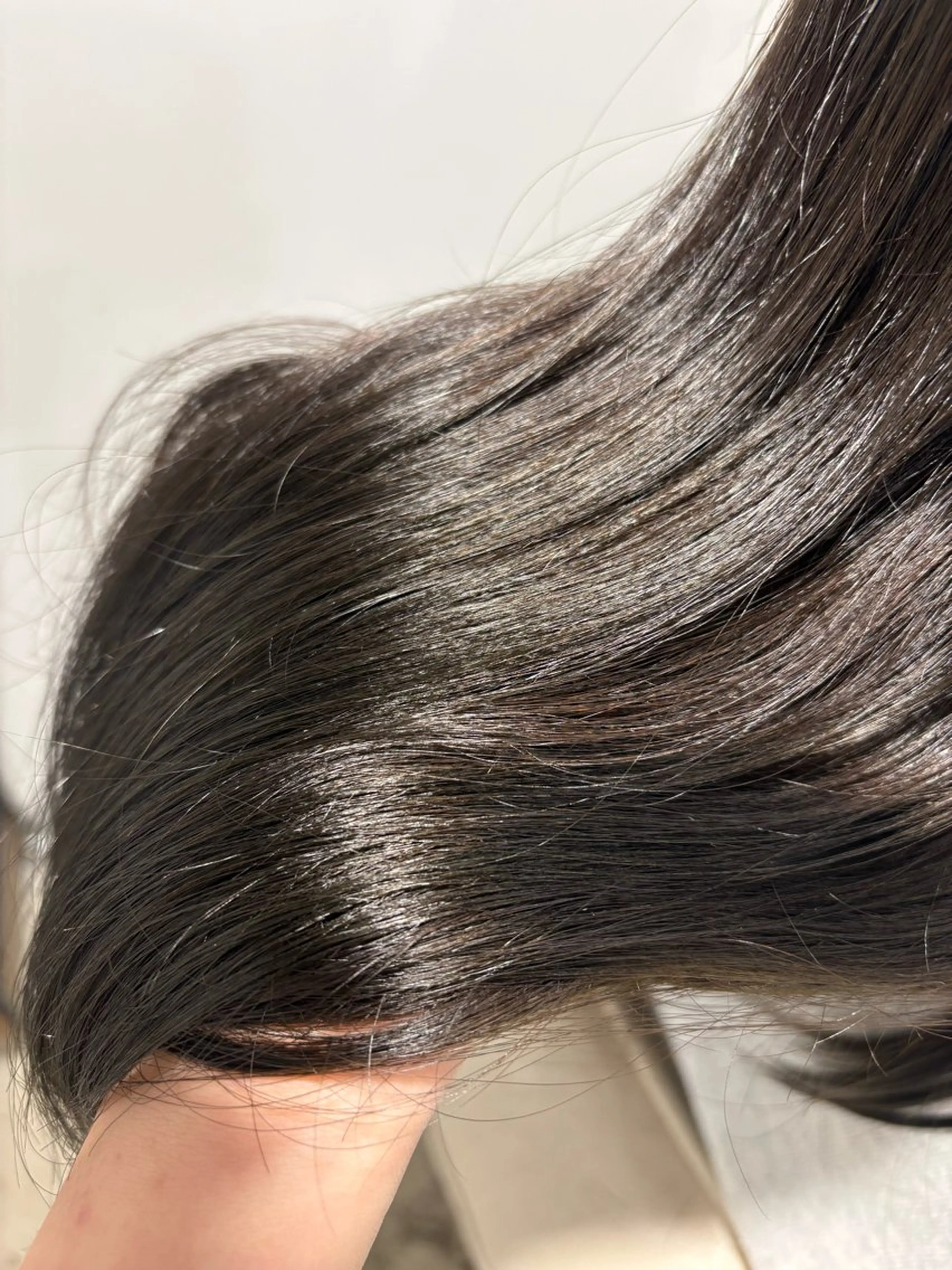 カラー ベージュカラー オリーブベージュ カット ヘアカラー 藤原仁美/レイヤー /透明感カラーのヘアスタイル