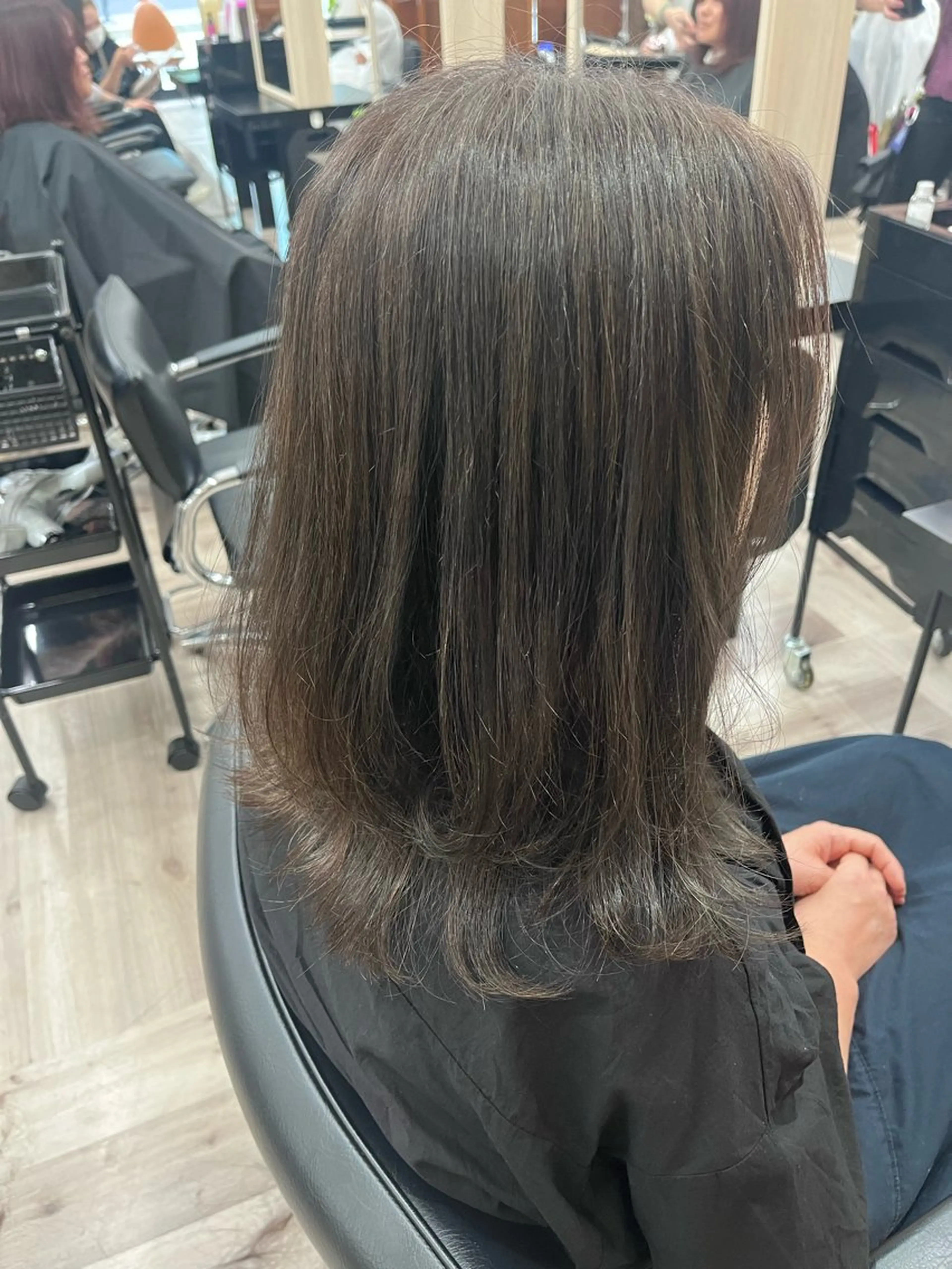 セミロング Ayumi/艶カラー /レイヤー/ネイルのネイルデザイン