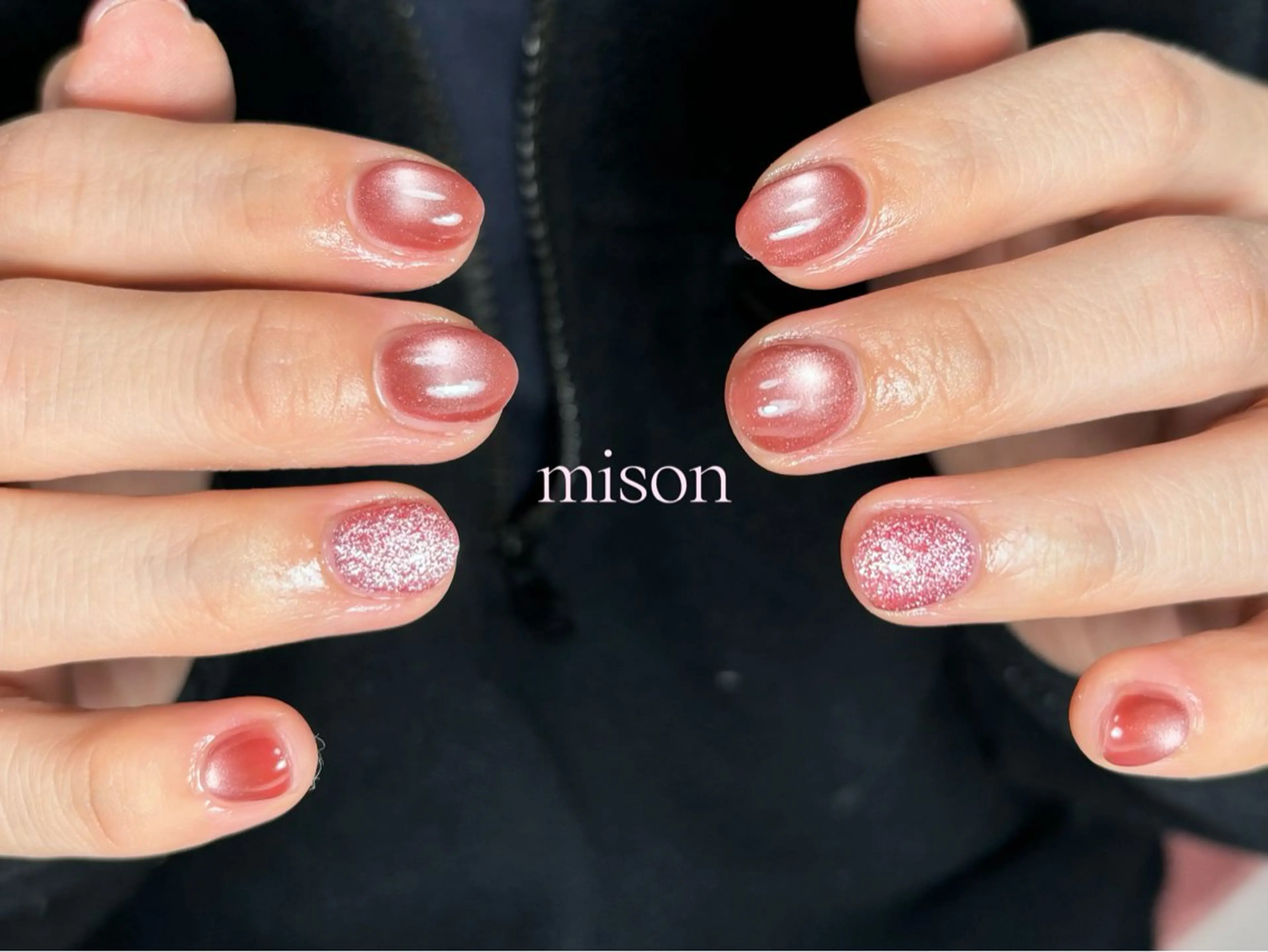 ネイル アートネイル マグネットネイル マグネットワンカラー ワンカラーネイル mison所属・mison 安形友花のネイルデザイン