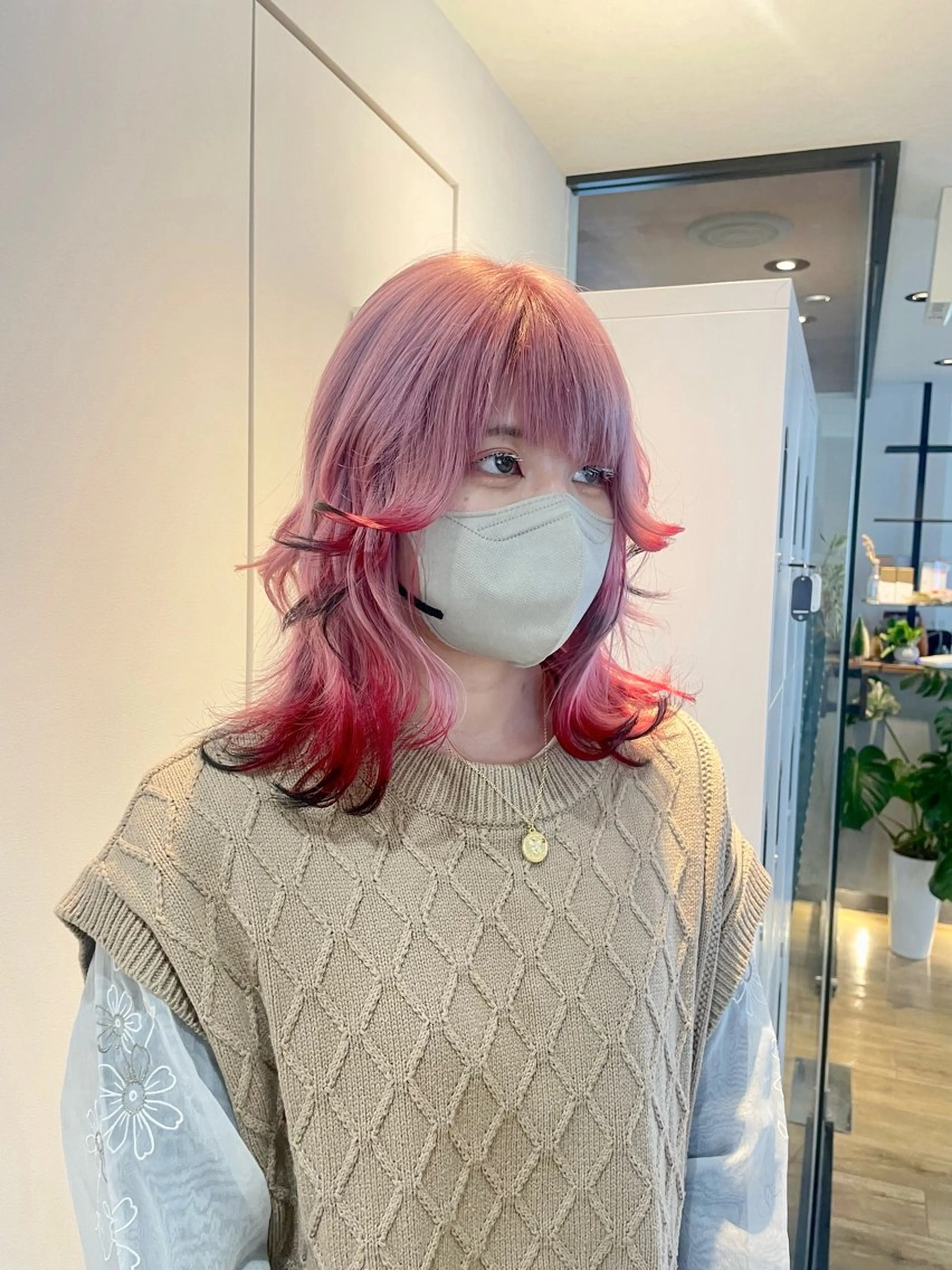 セミロング N＋所属・前田 菜奈子のヘアスタイル