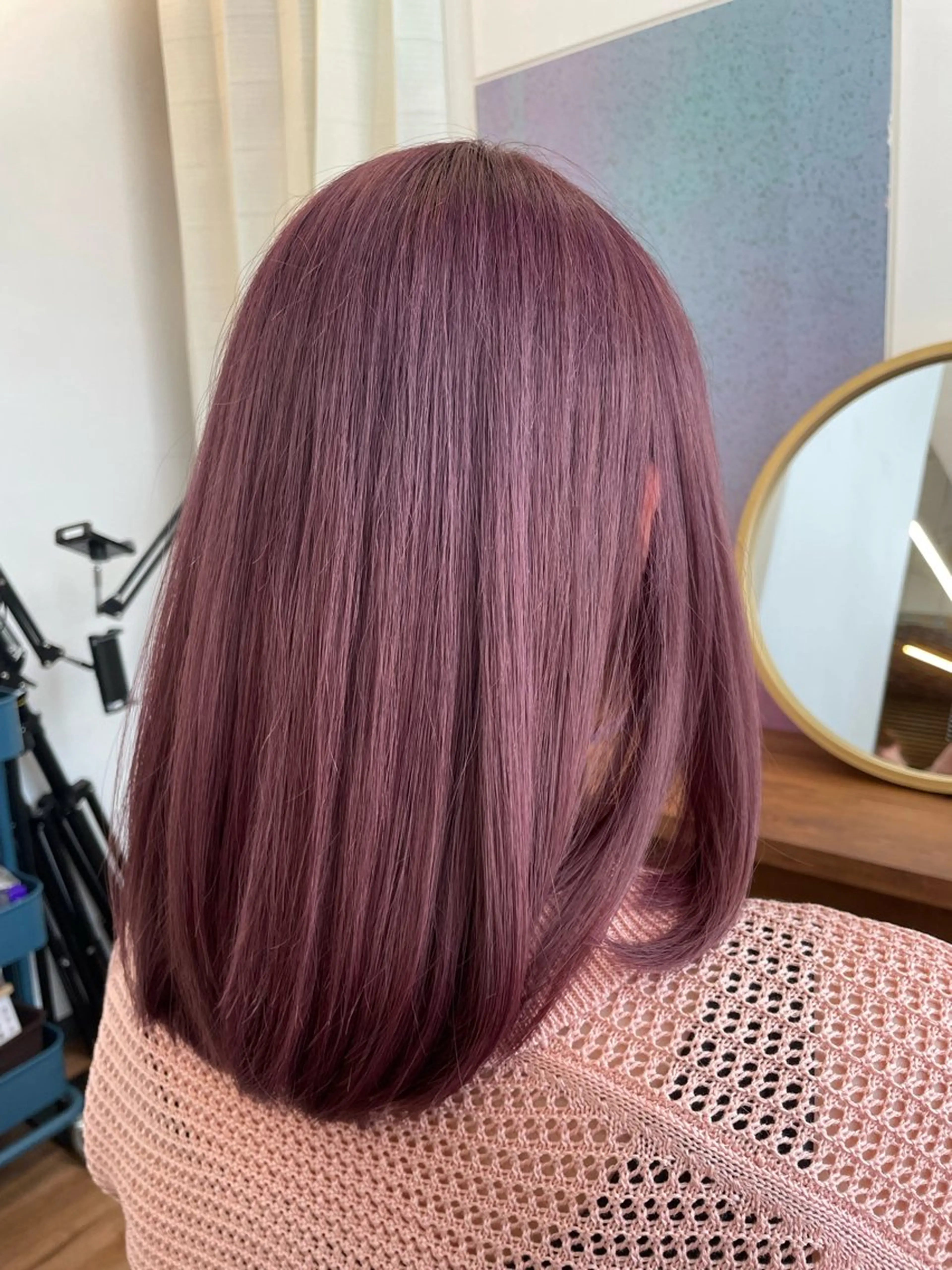 カラー ブリーチ カシス 中川 紗希のヘアスタイル