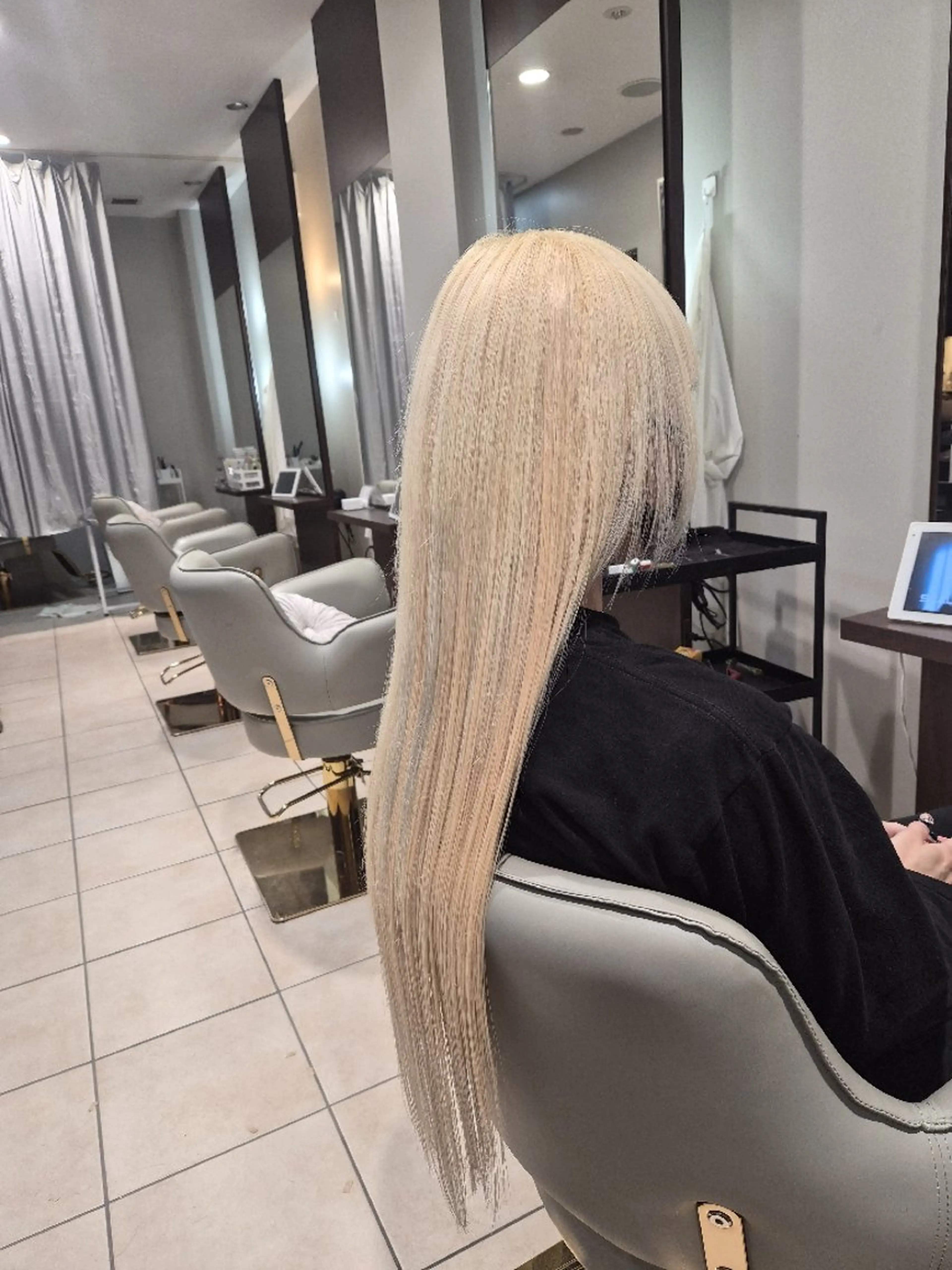 ロング カラー ヘアカラー Miyavi/カラー ショートボブのヘアスタイル