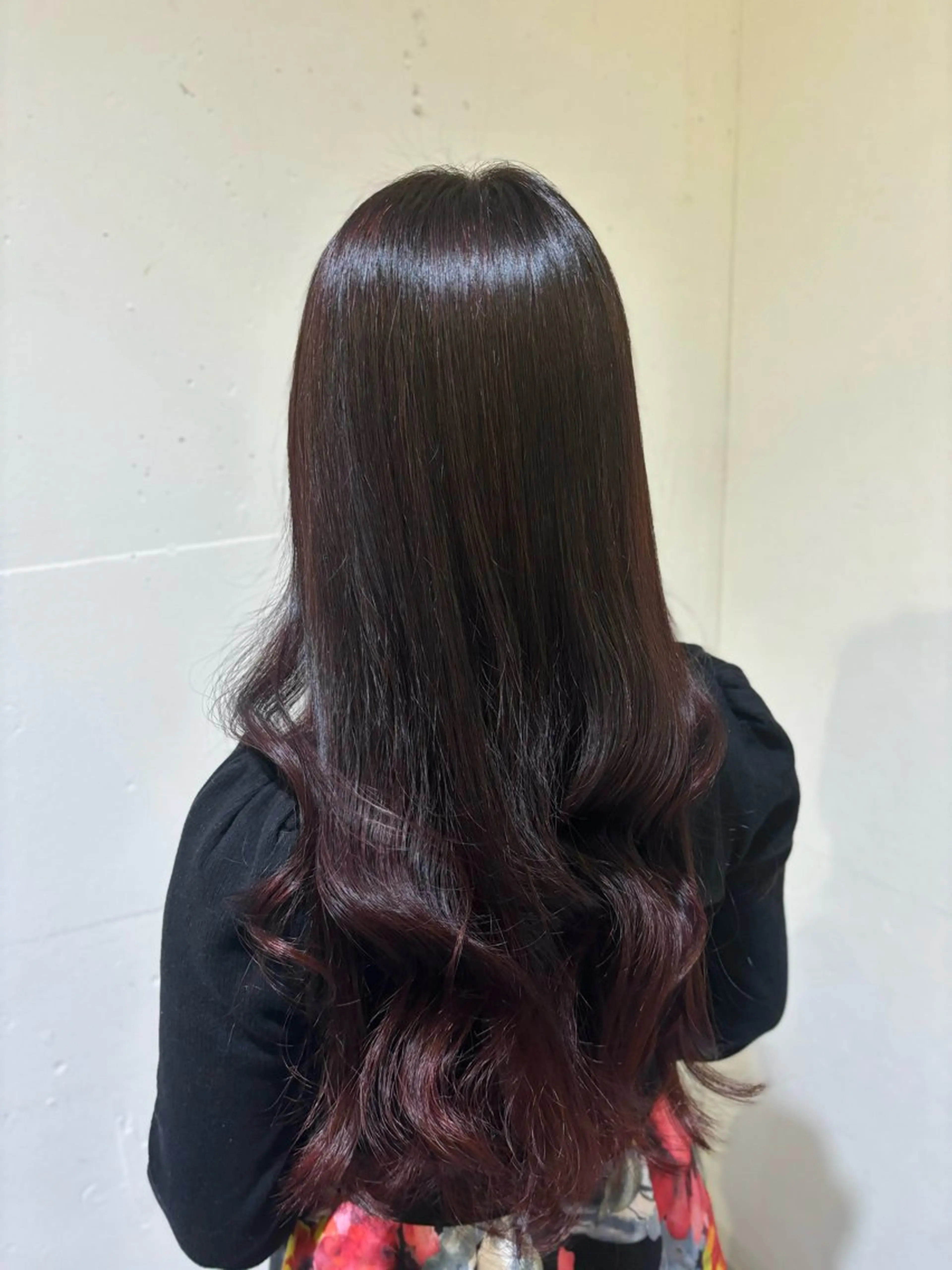 カラー 祝 莉子のヘアスタイル