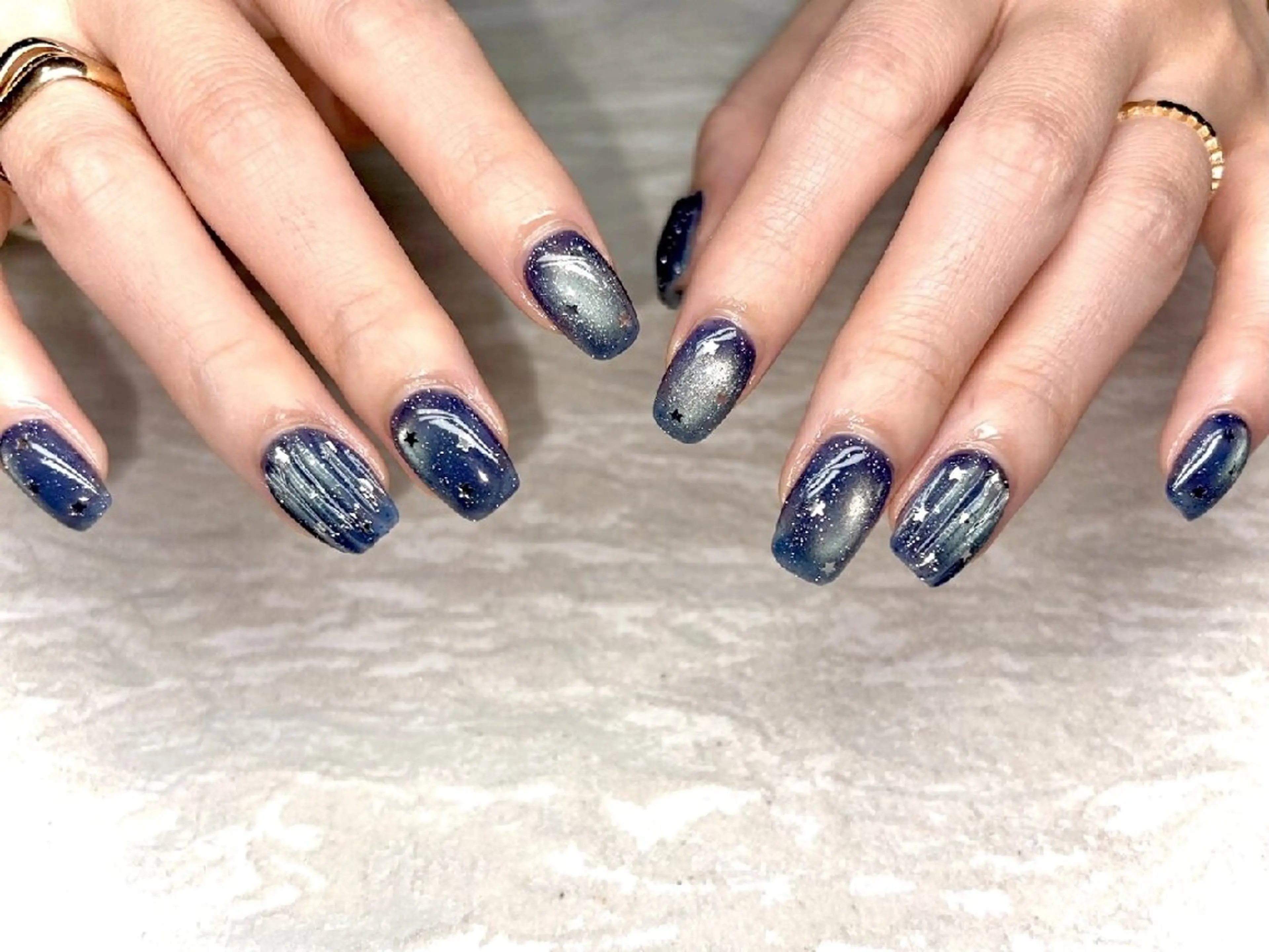 ネイル ブルー フラッシュネイル フラッシュマグ ハンドネイル JULIE NAILのネイルデザイン