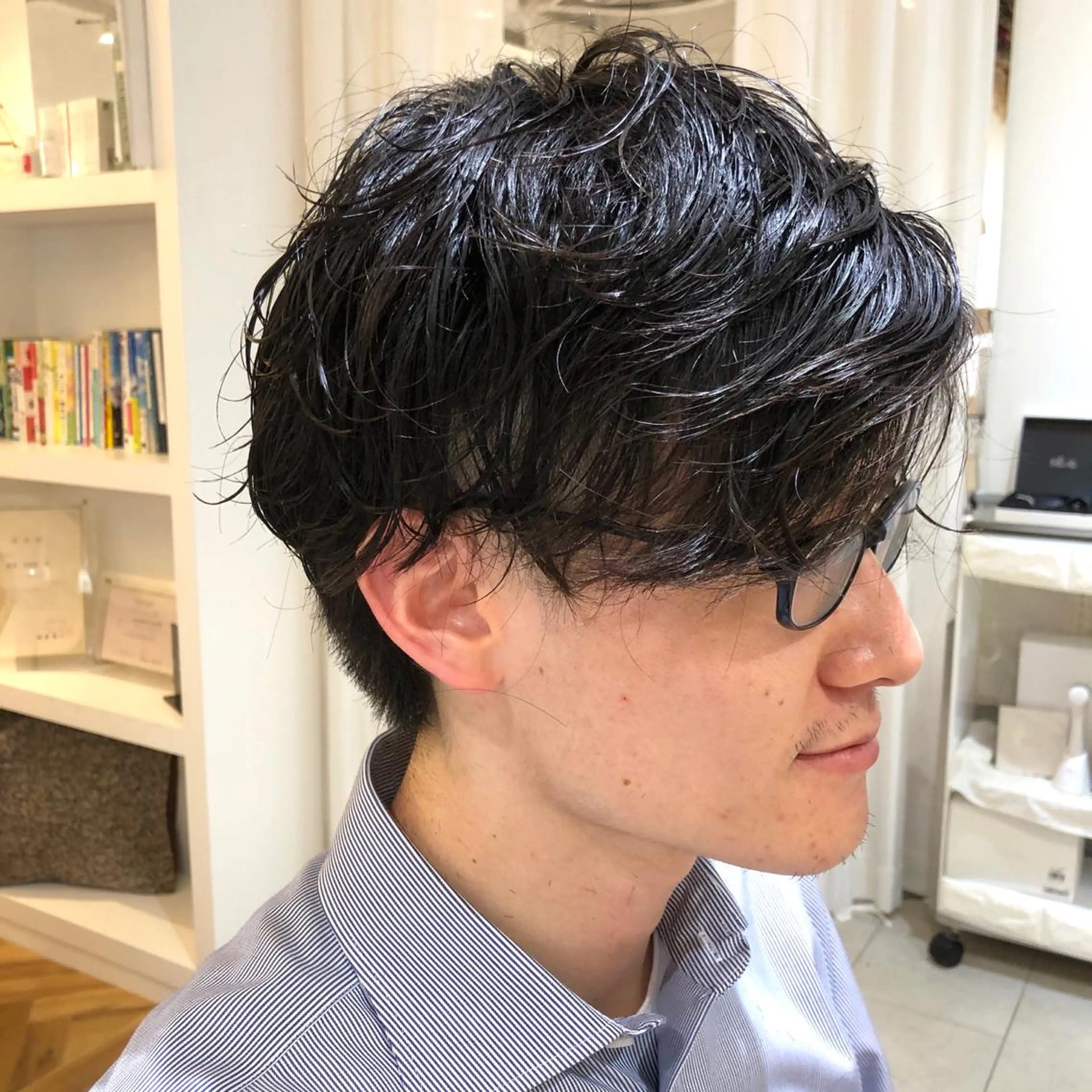 パーマ メンズ メンズパーマ ニュアンスパーマ 過去一の柔髪ヘア 🌿IVYjoureのヘアスタイル