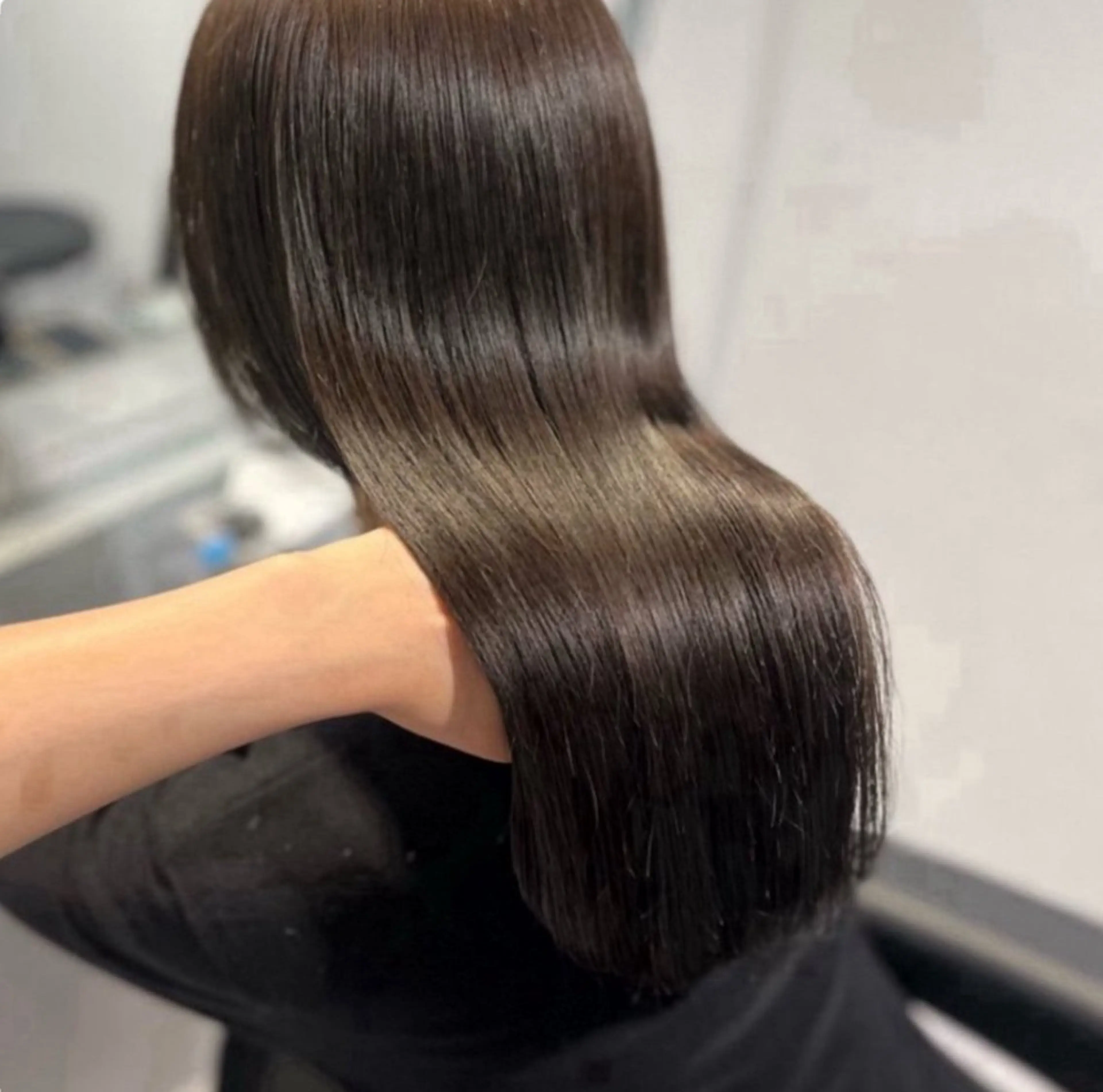 ロング カラー 🫧うる艶トレンド 🫧透明感カラーのヘアスタイル