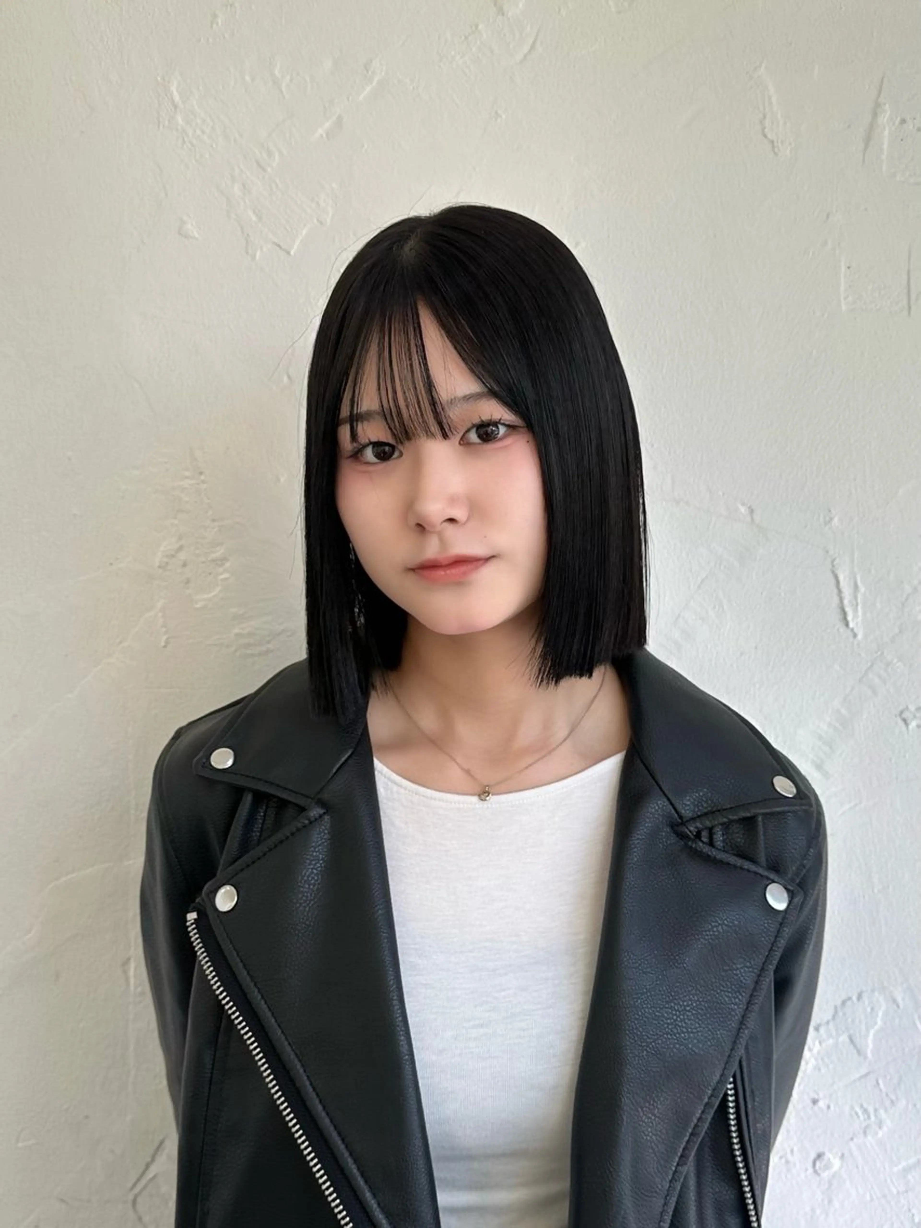 ミディアム 切りっぱなしボブ ボブ 🐺ウルフオタク🐺 ハイトーン/moeのヘアスタイル