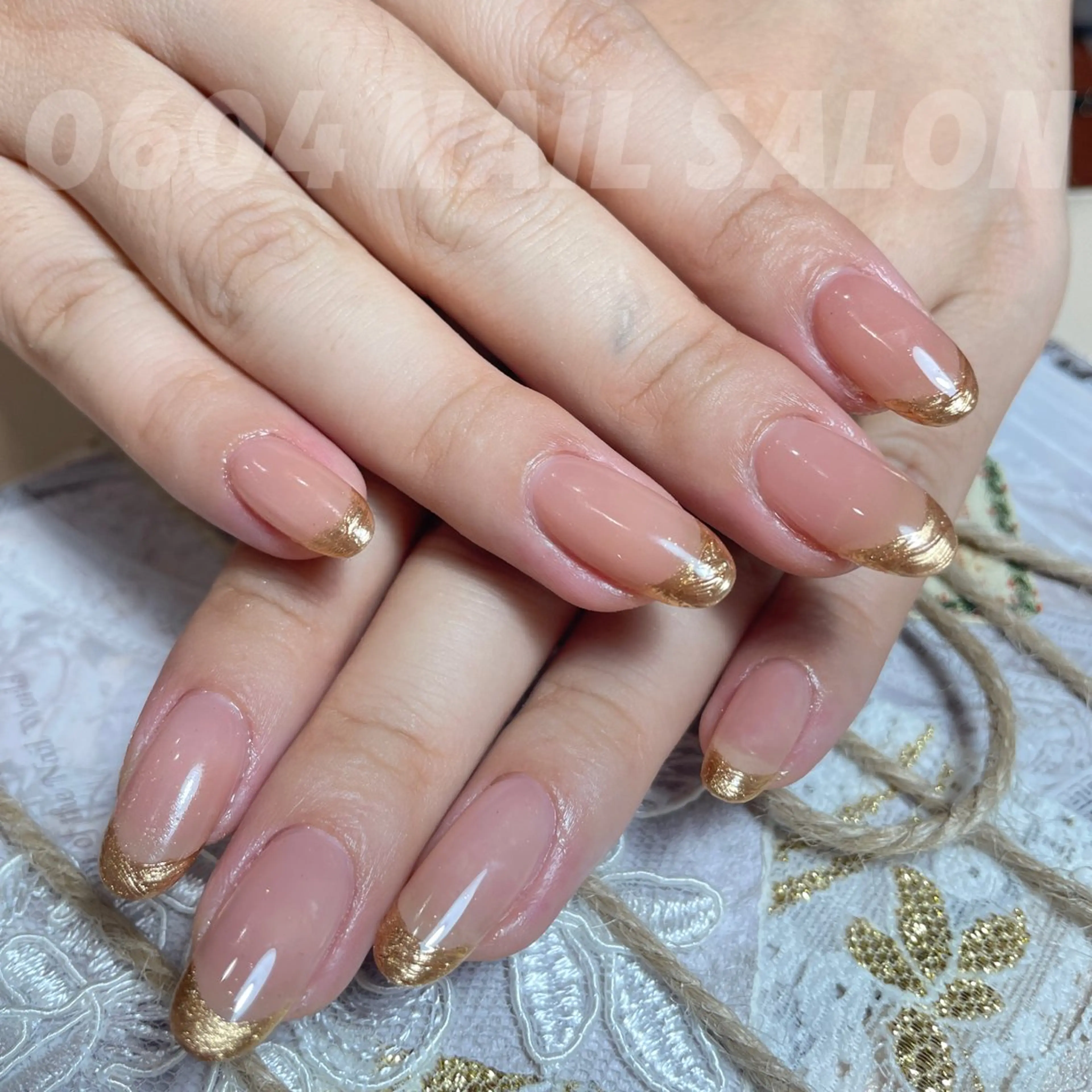 ネイル フレンチネイル ミラーネイル ishiro 🍂のネイルデザイン