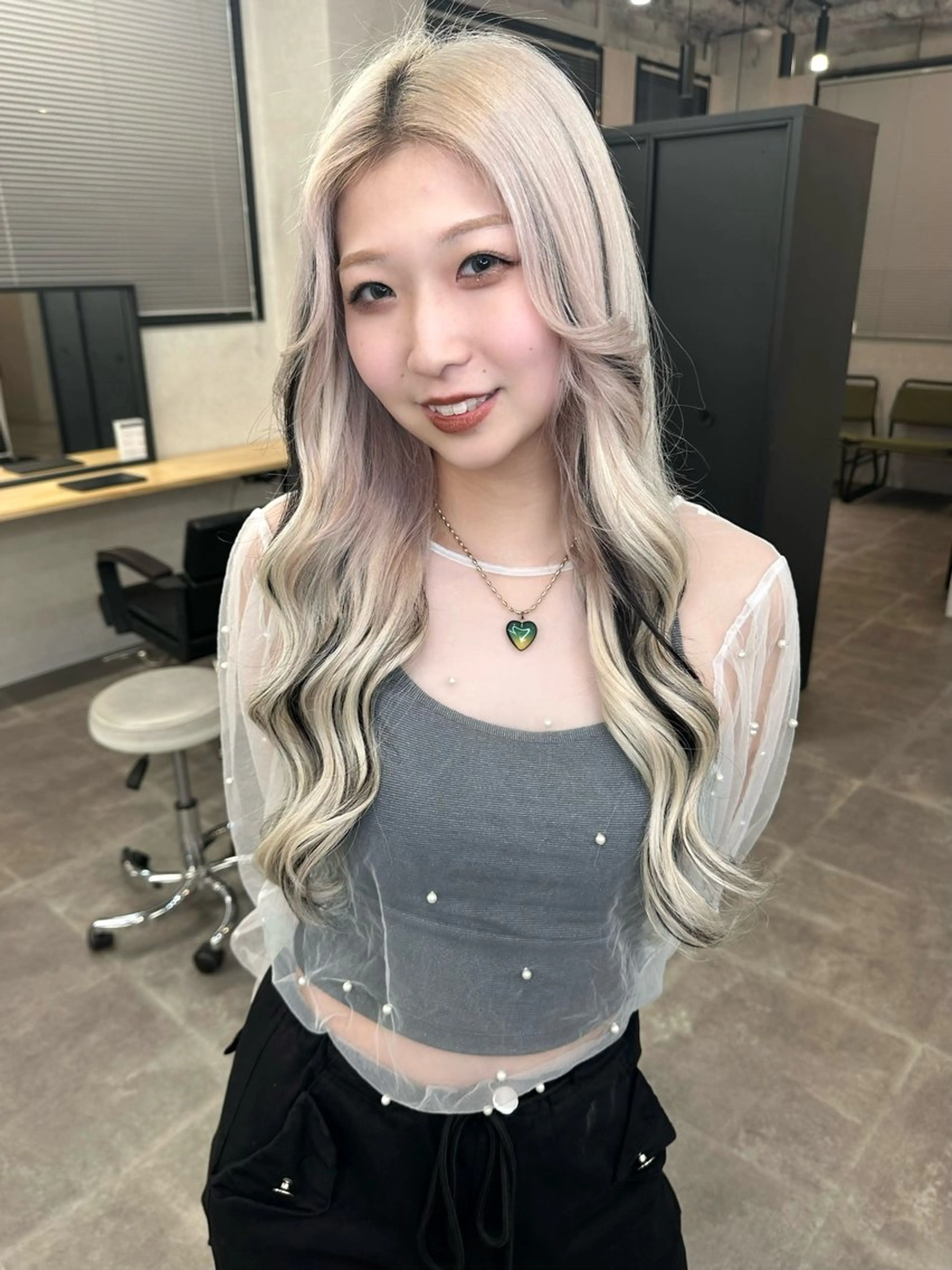 ロング ヘアカラー エクステ Aika 🖤のヘアスタイル