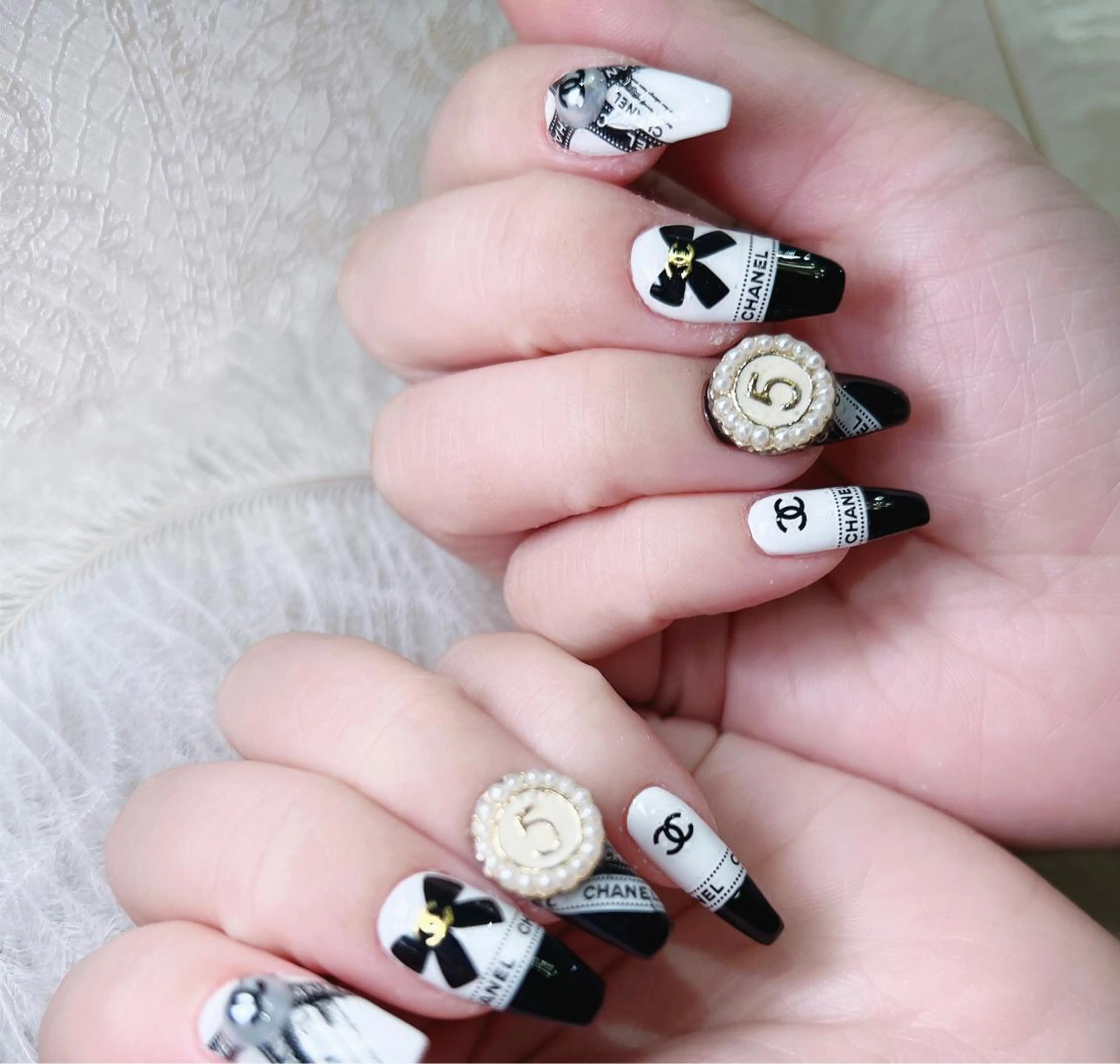 ネイル Ubuntu🎀 ネイルサロン✨のネイルデザイン