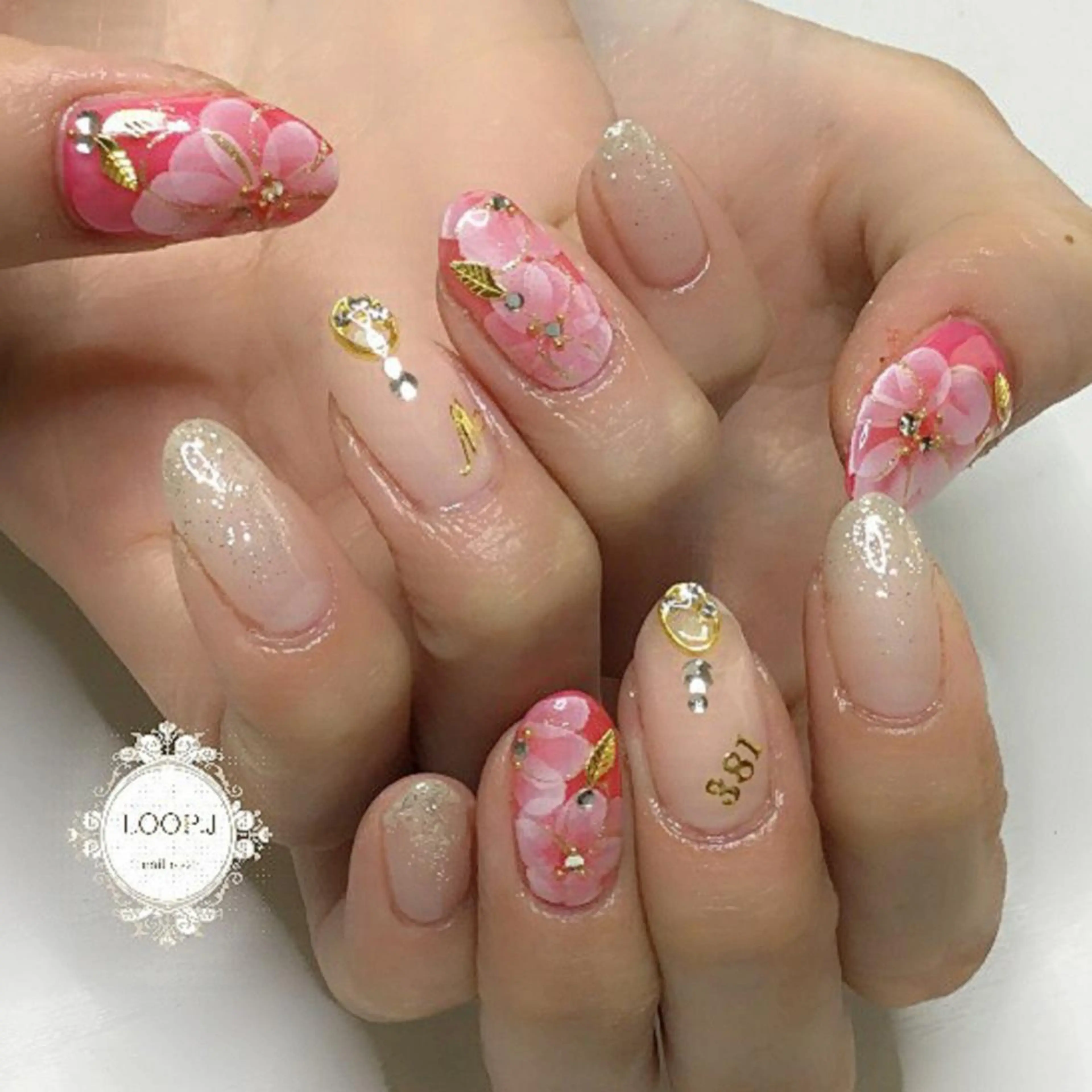 ネイル おおくぼ めぐみのネイルデザイン