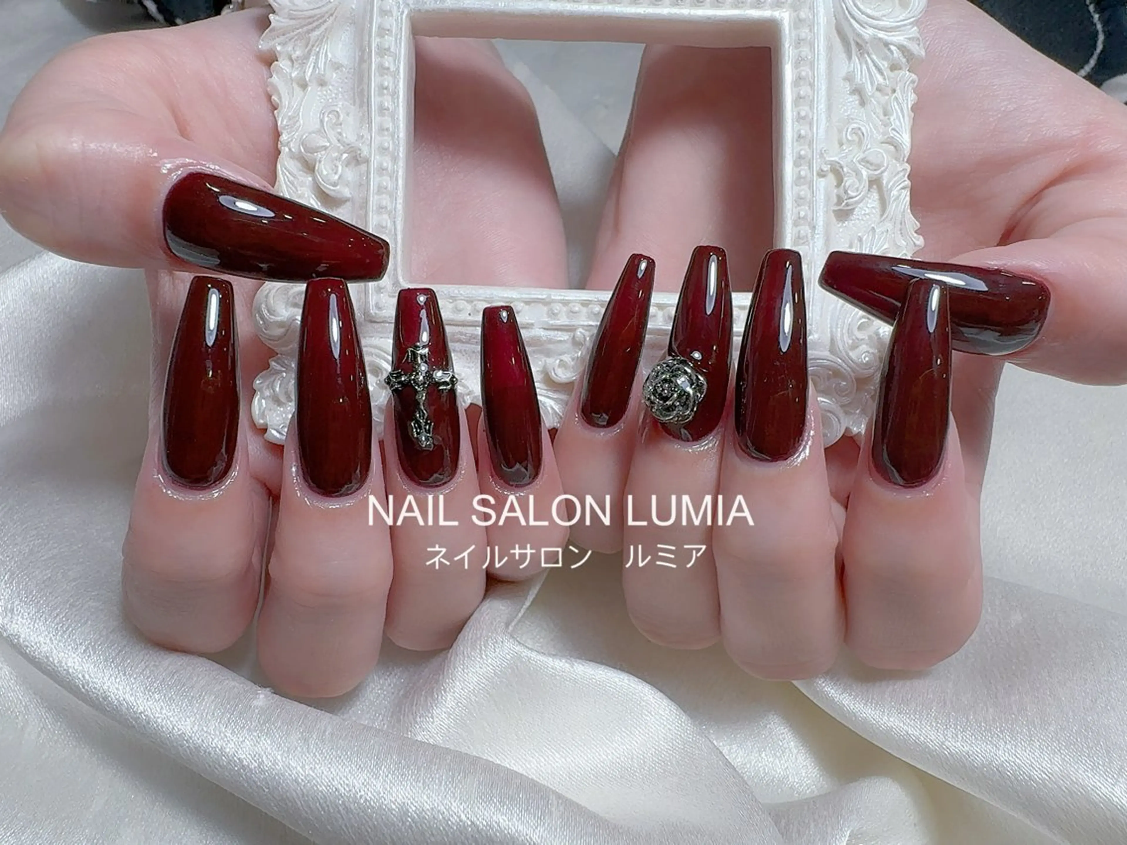 ネイル ハンドネイル ネイルサロン ルミア Lumia 店長のネイルデザイン