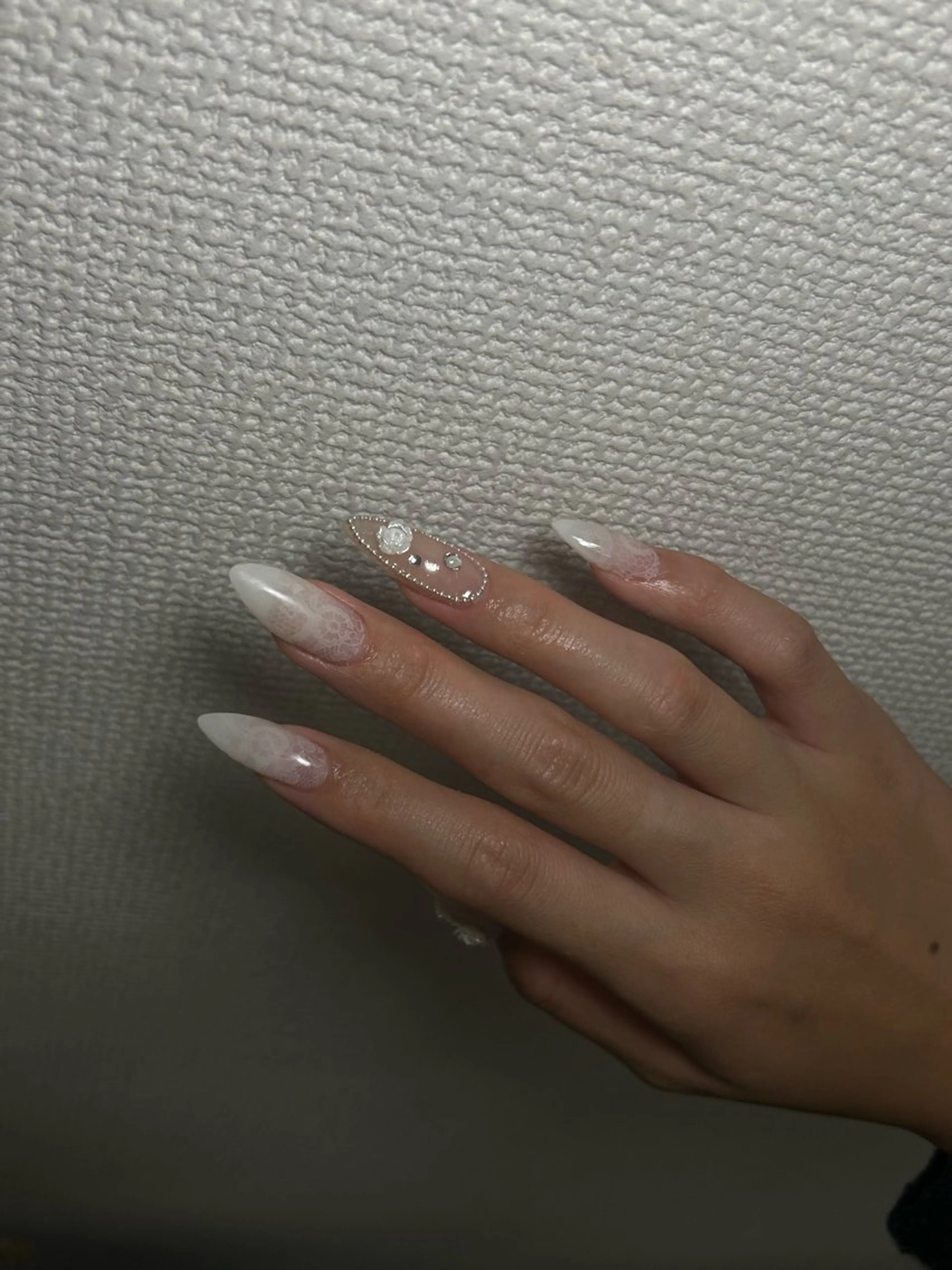 ネイル ハンドネイル haku 🤍のネイルデザイン