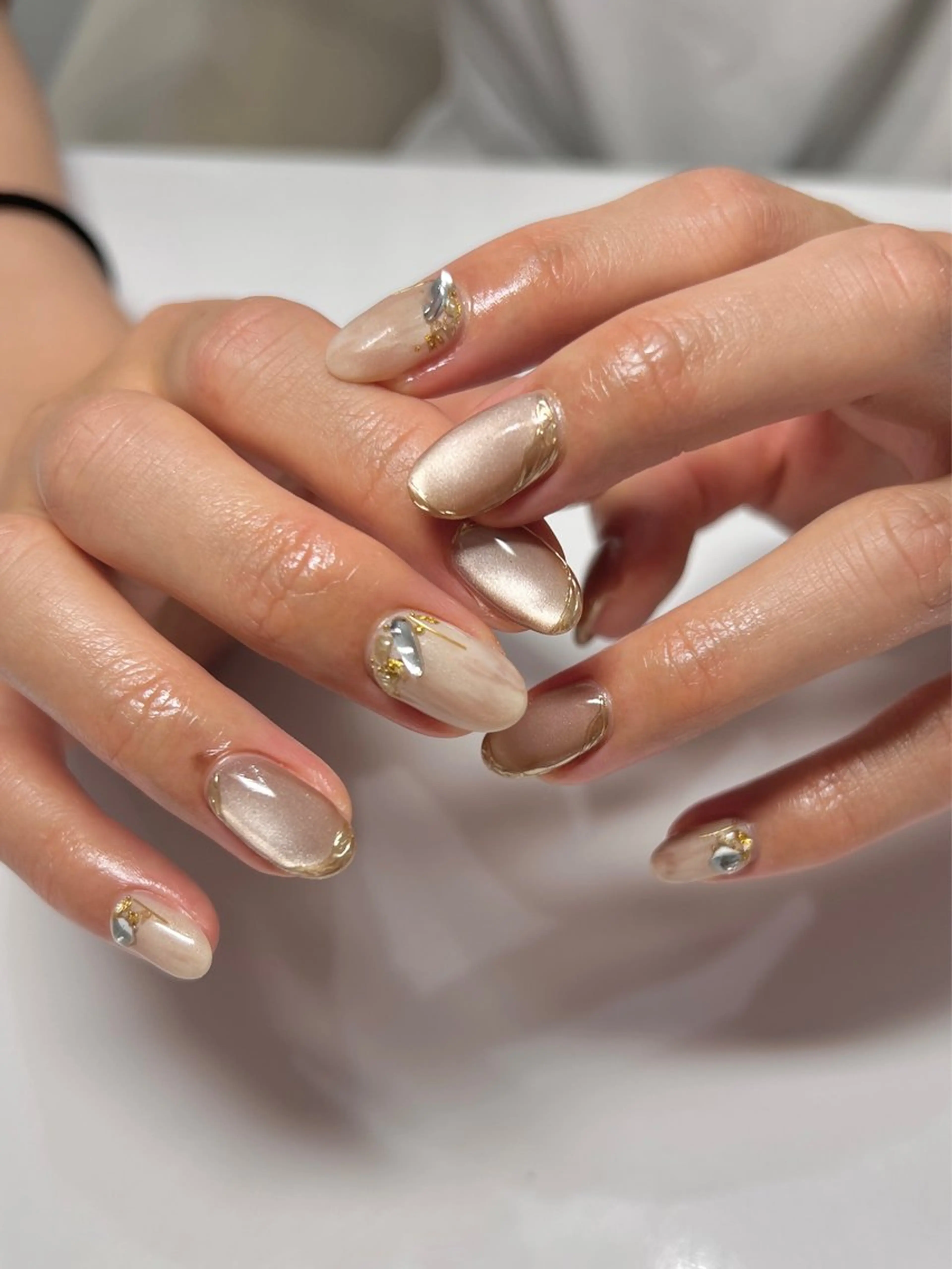 ネイル マグネットネイル ニュアンスネイル ハンドネイル REHTOF ｜朝7時Open☀️のネイルデザイン