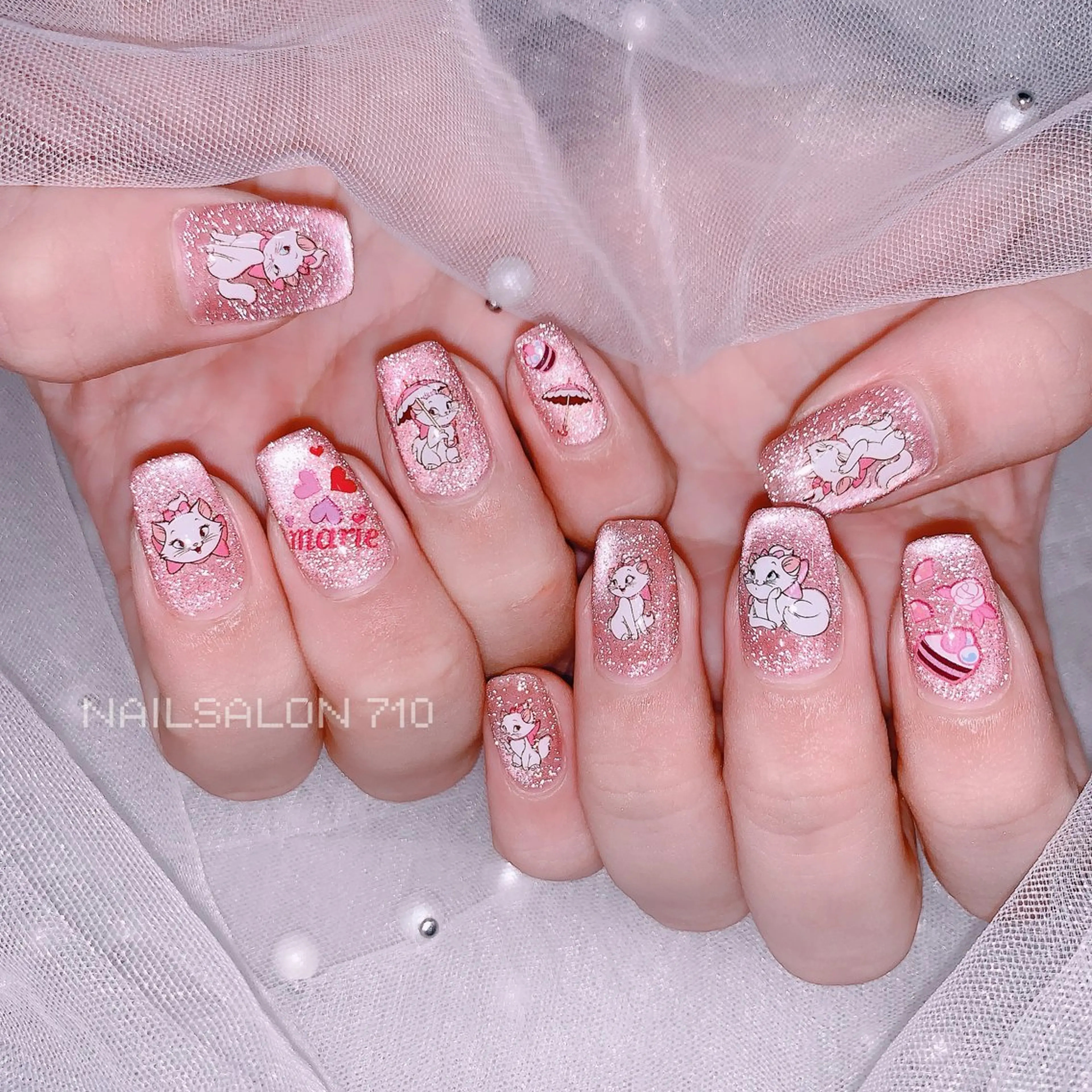 ネイル ハンドネイル フットネイル ナナイチゼロ I.Naoのネイルデザイン