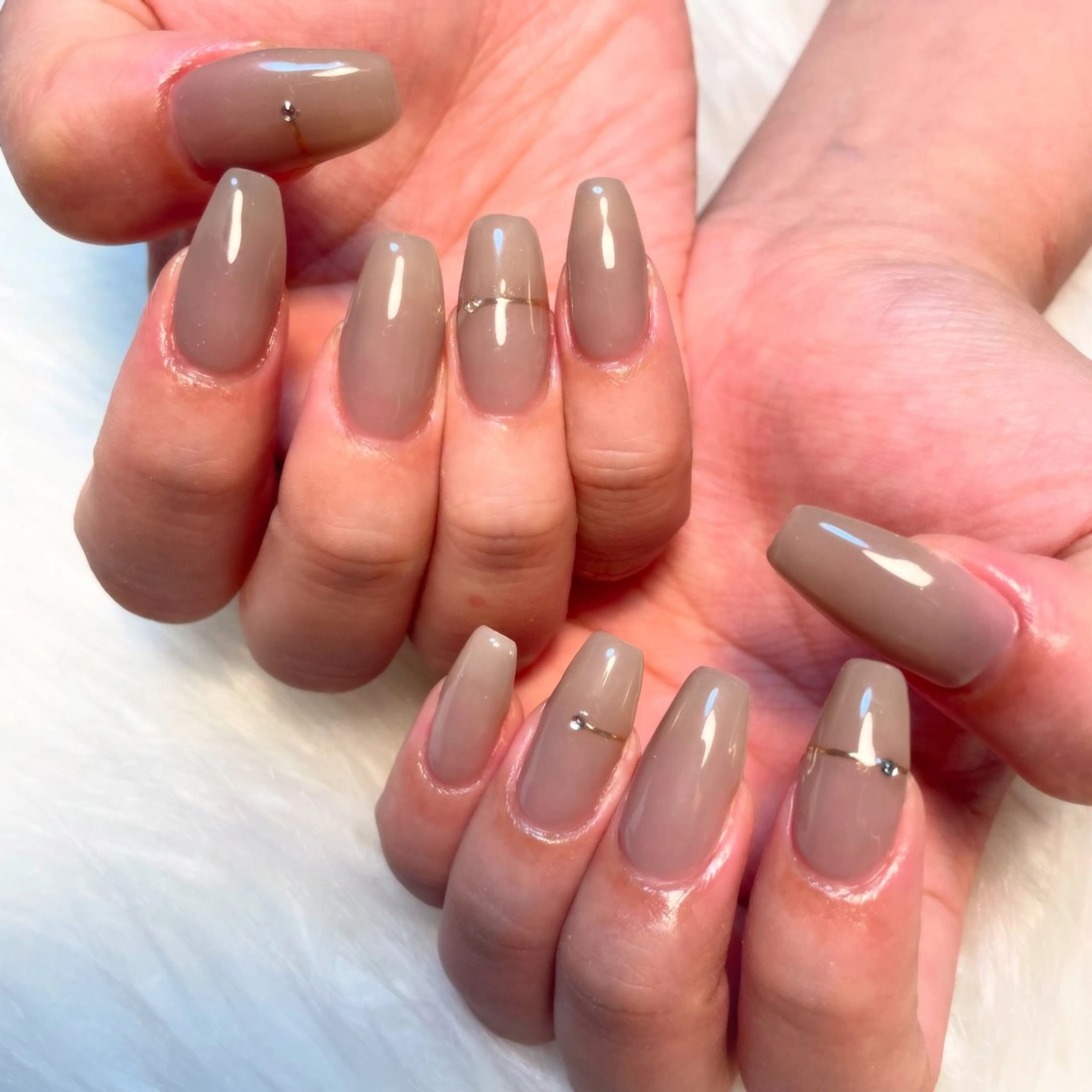 ネイル ハンドネイル ゴテゴテ💙ワンホン リオナのネイルデザイン