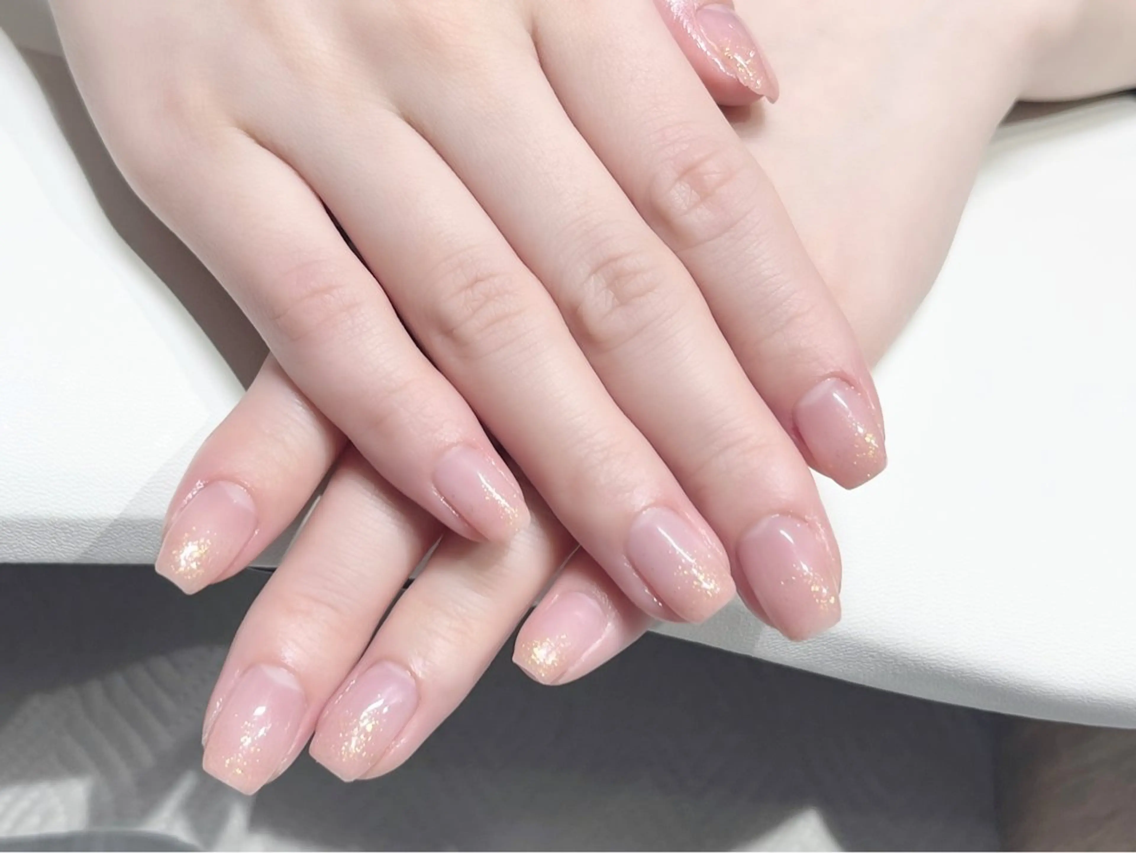 ネイル グラデーション ラメ(グリッター) ラメグラデーション ハンドネイル Belle Fleuve ASUのネイルデザイン