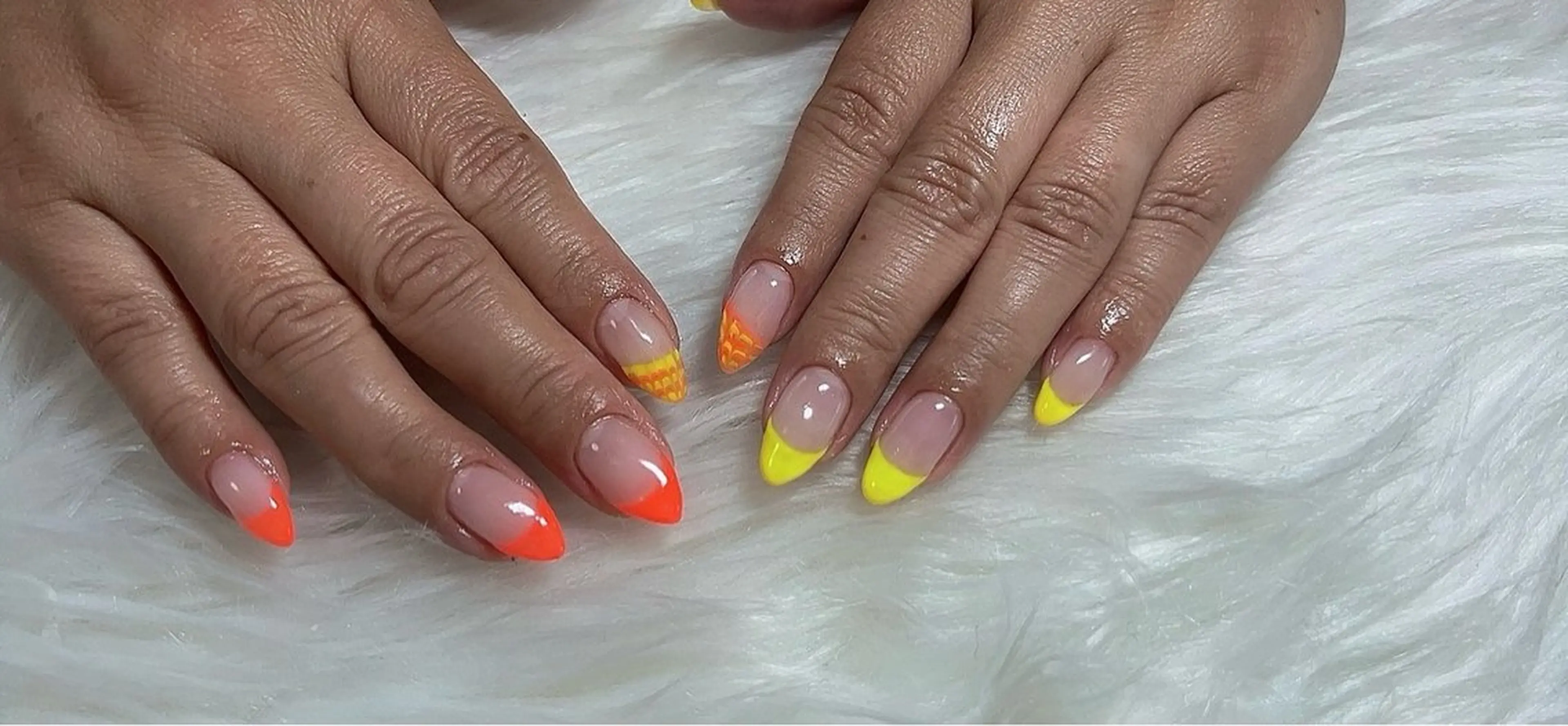 ネイル ピーコックネイル Ruana Nailのネイルデザイン