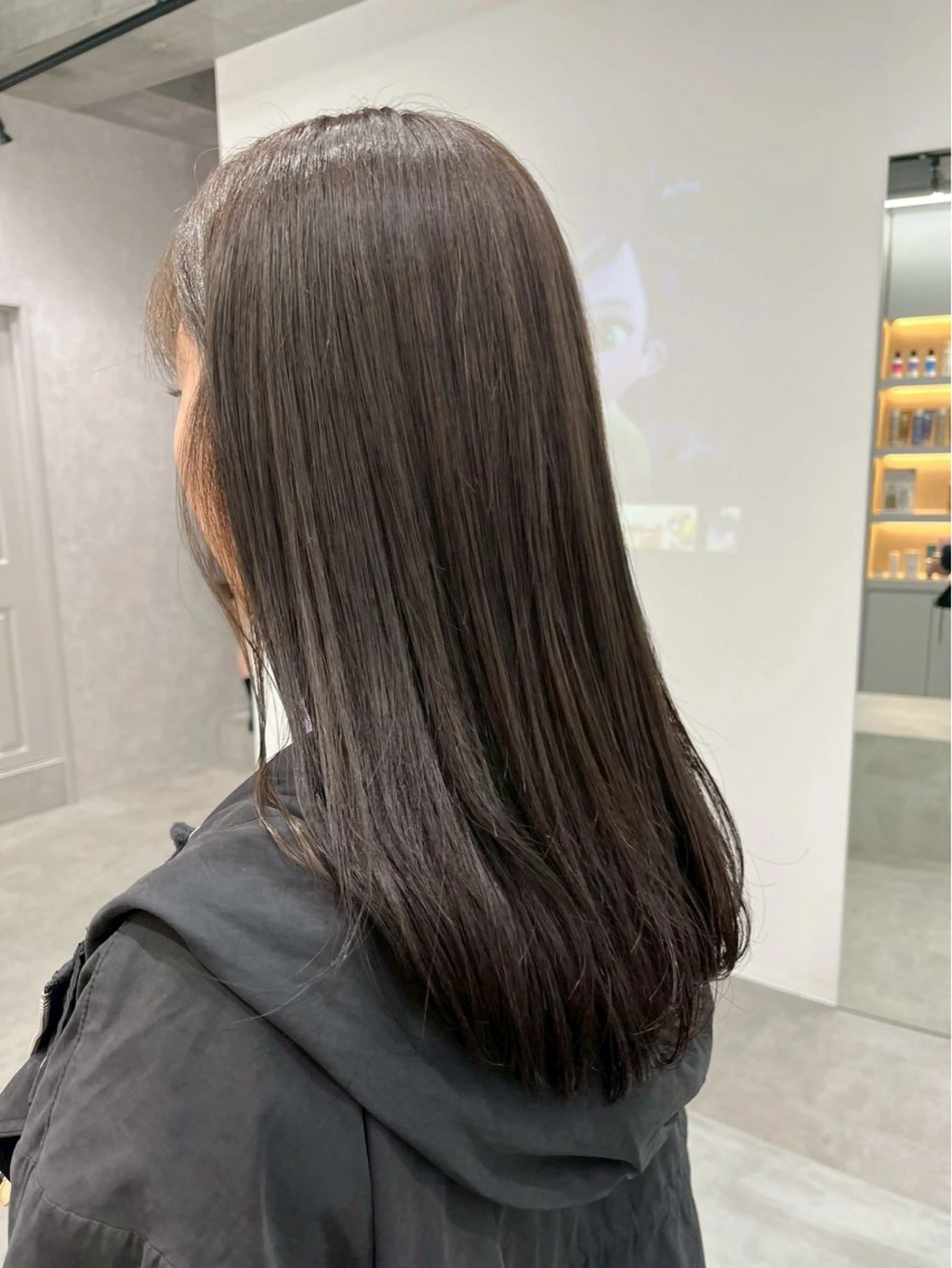 セミロング カラー 🌈ハイトーンカラー ⋆˚ʚɞにいな🌈のヘアスタイル