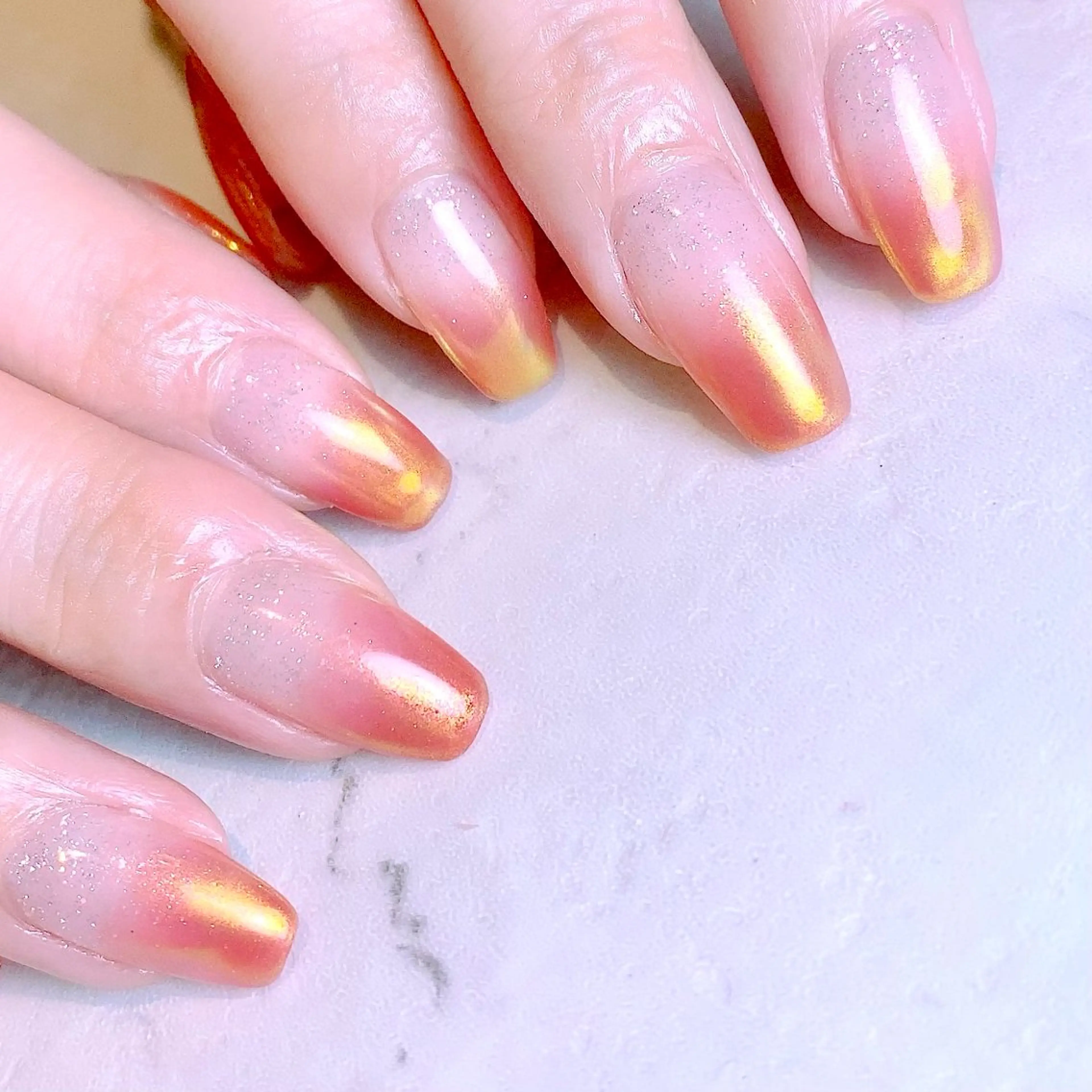 ネイル オーロラネイル クリアネイル ジェルネイル ハードジェル キラキラネイル プライベートサロン Rのネイルデザイン