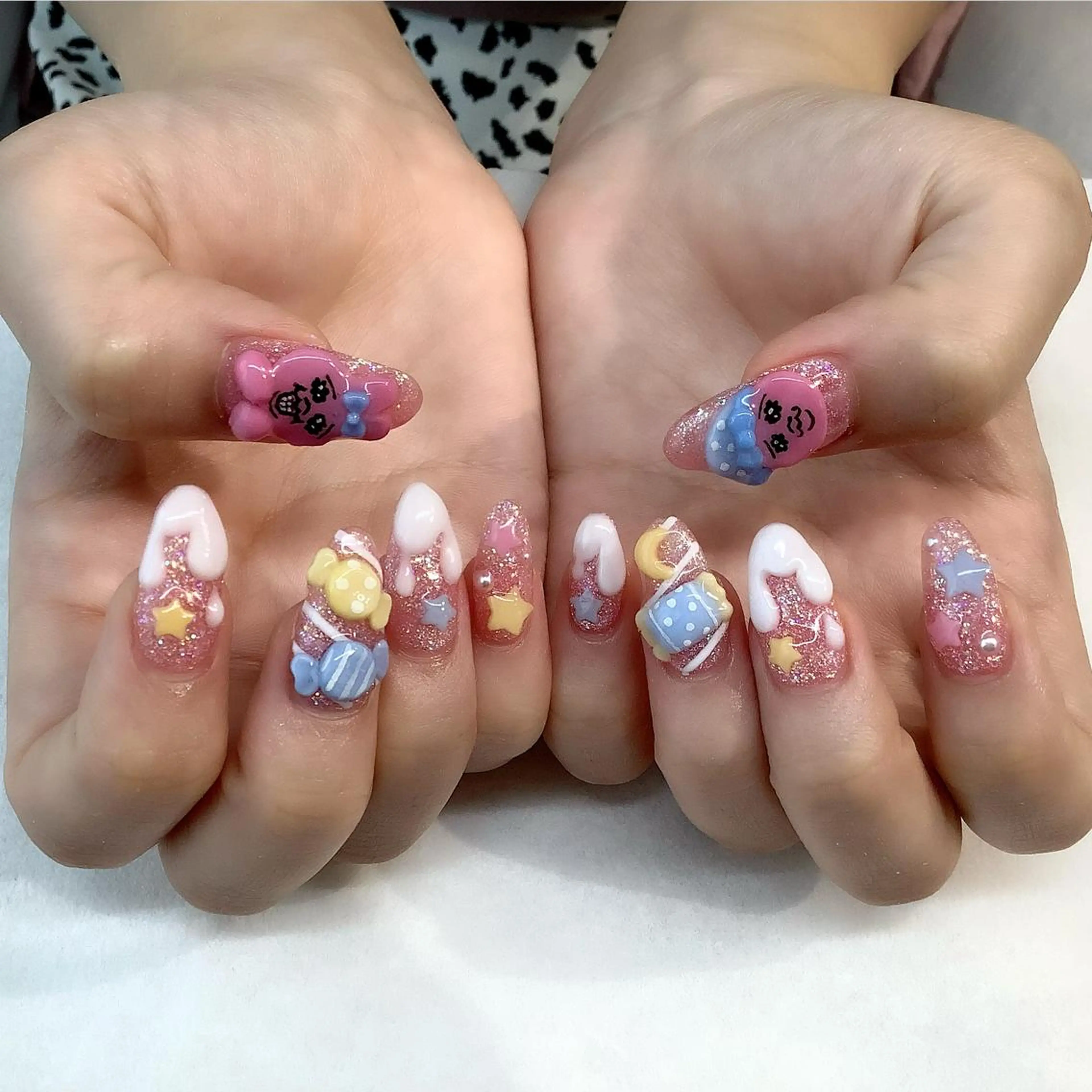 ネイル ハンドネイル 💎🐰 saki. m 🐰💎のネイルデザイン