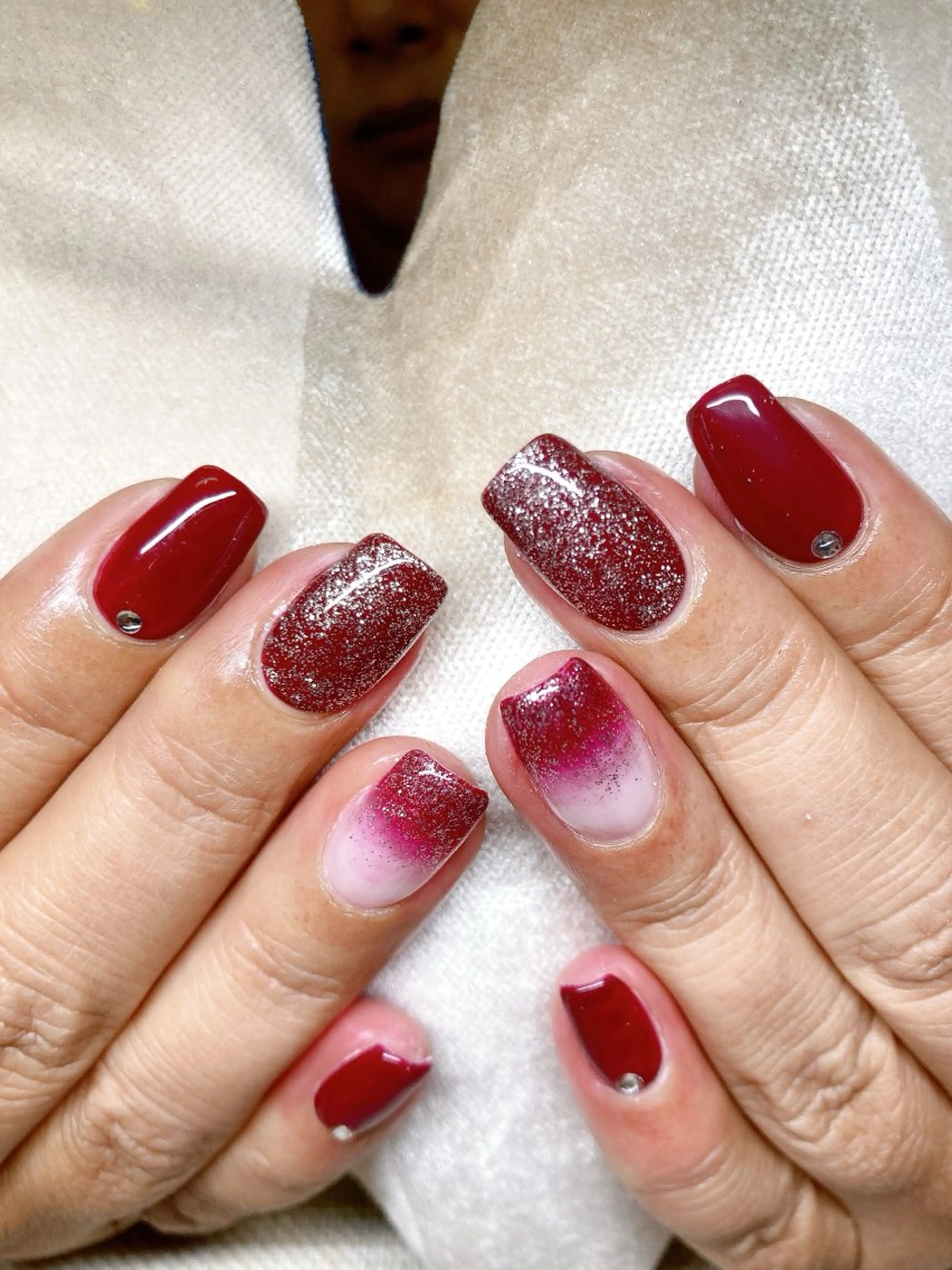 ネイル ECLAT エクラ所属・寺山 千鶴のネイルデザイン