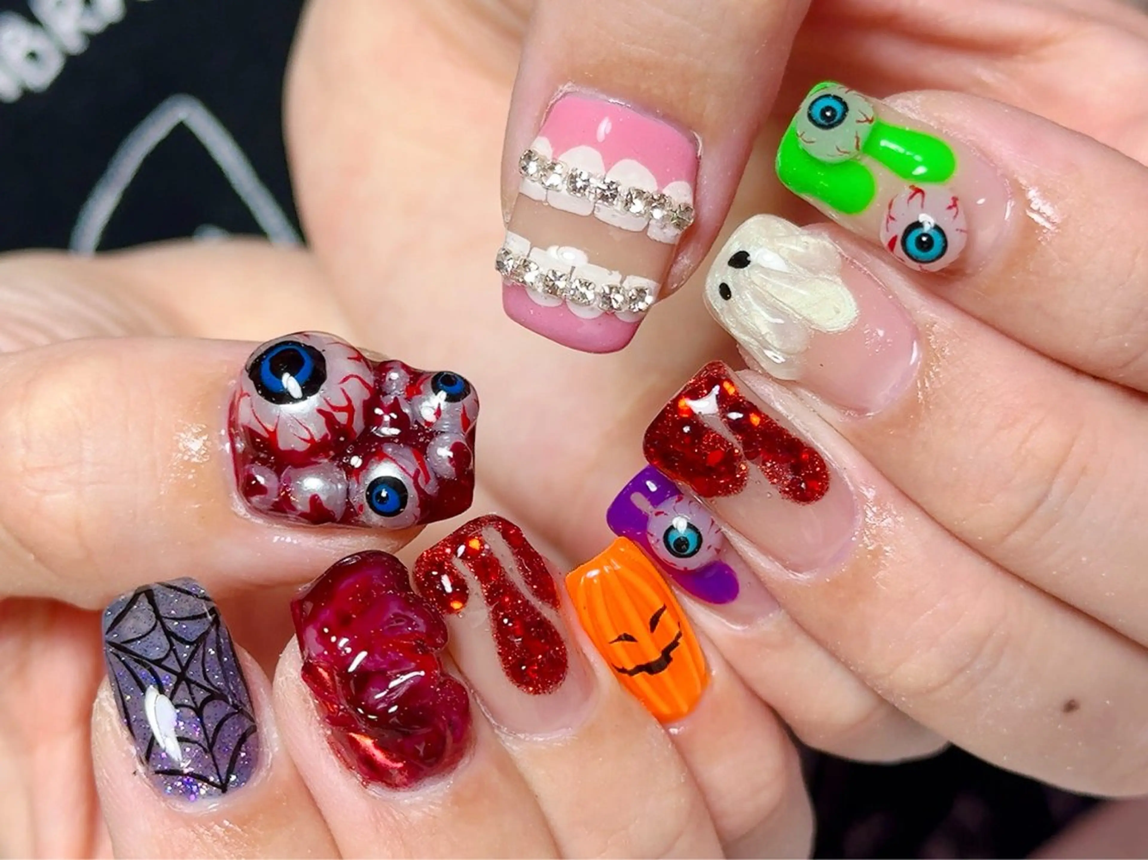 ネイル ハンドネイル Nail Atelier IamI所属・アイアムアイ 大村磨衣のネイルデザイン