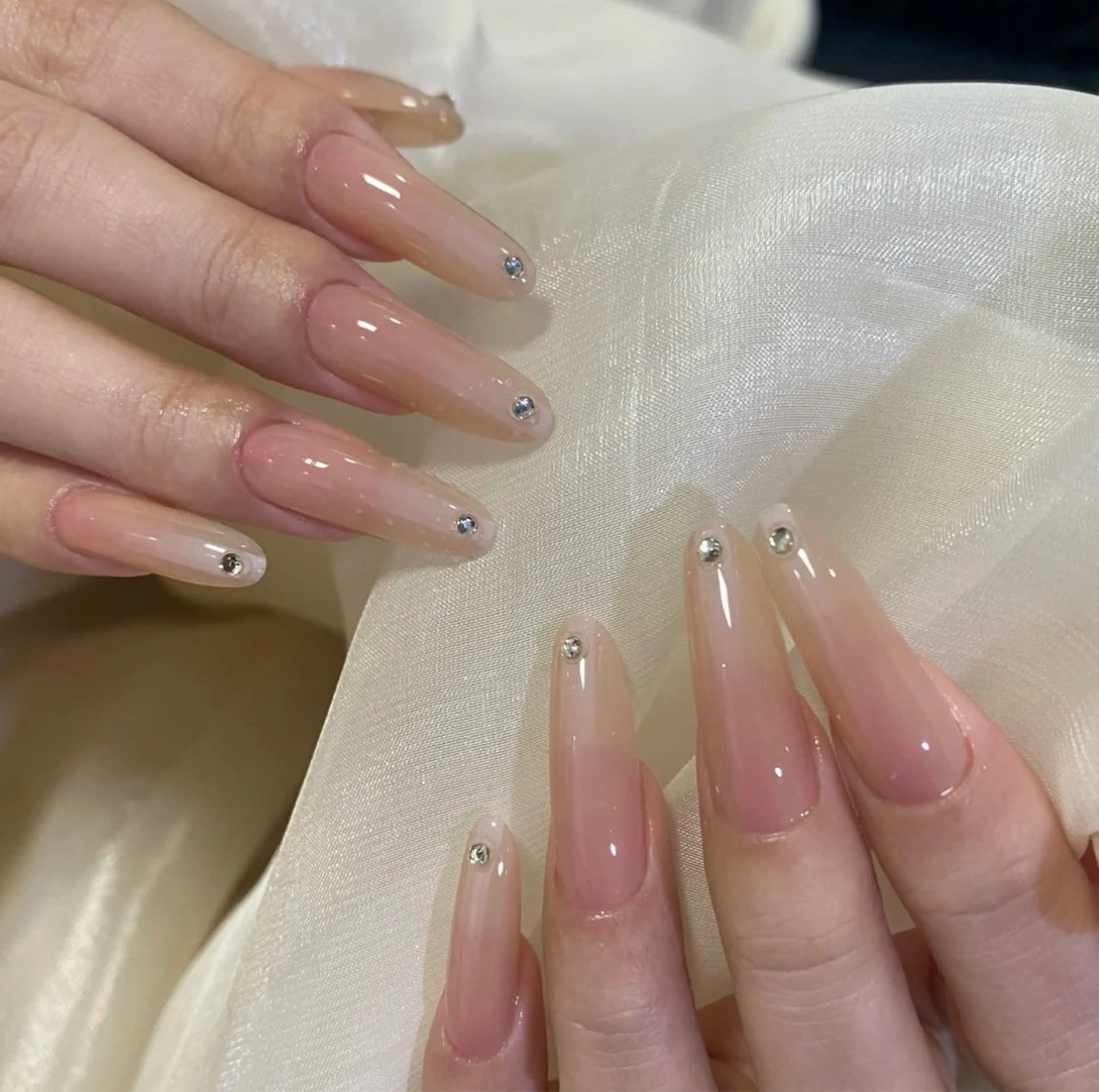 ネイル 長さ出し ワンカラーネイル ネイルチップ ハンドネイル ハンドケア 💕Dreamy KIYO💕のネイルデザイン