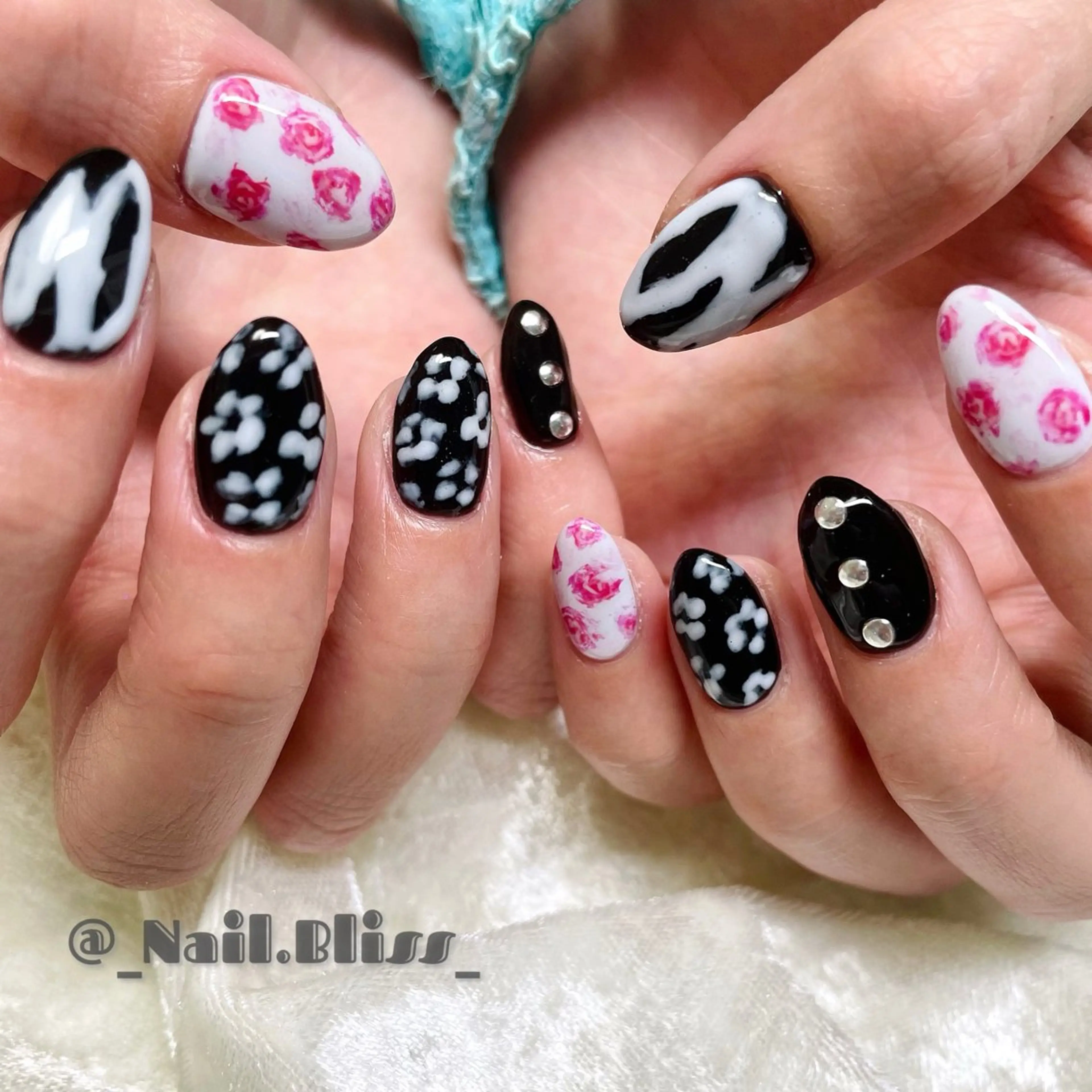 ネイル ハンドネイル NAIL BLISSのネイルデザイン