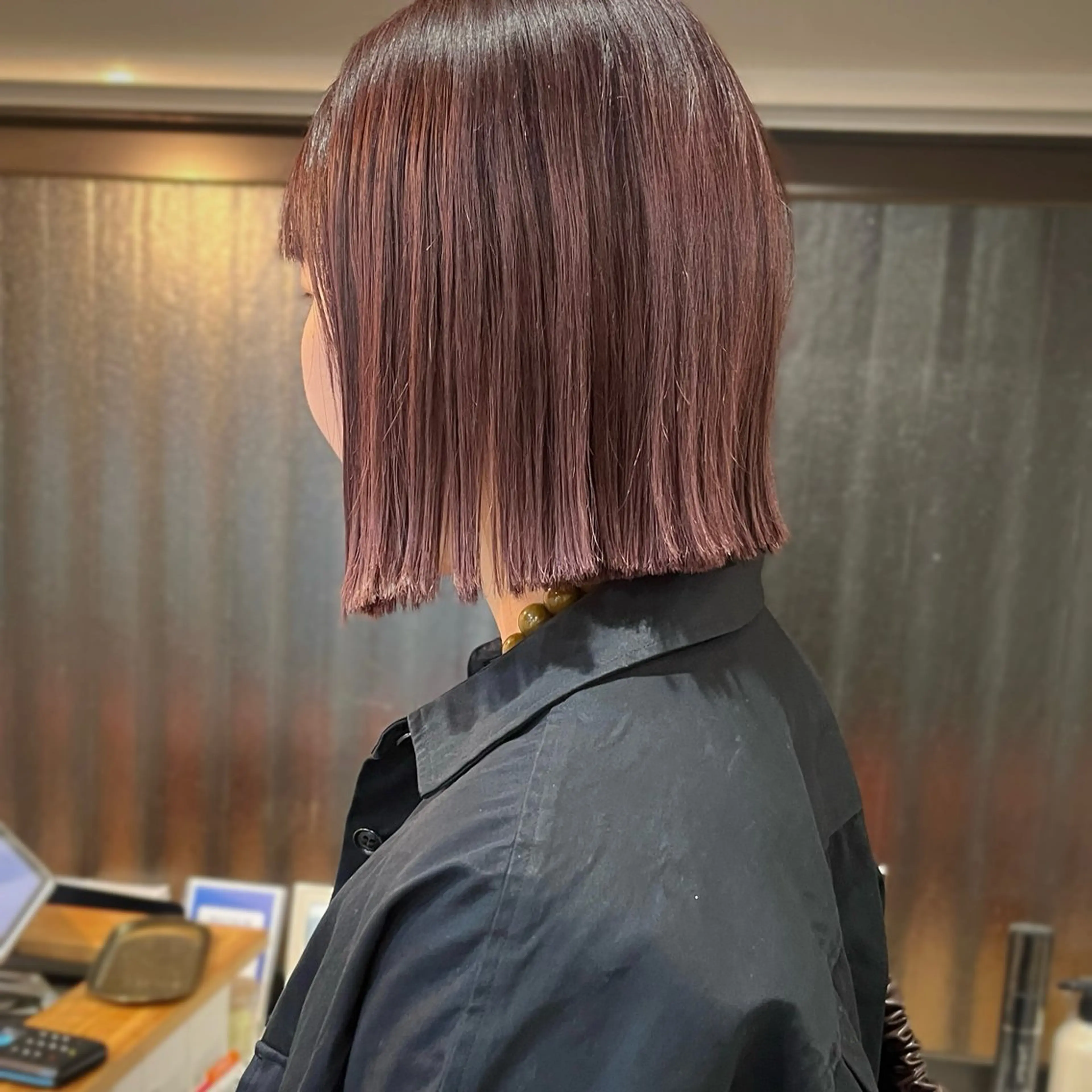 ショート カラー ブリーチ ピンクカラー ピンクパープル パープルカラー ボブ カット ヘアカラー ボブ/透明感カラー /坂口恵梨子のヘアスタイル