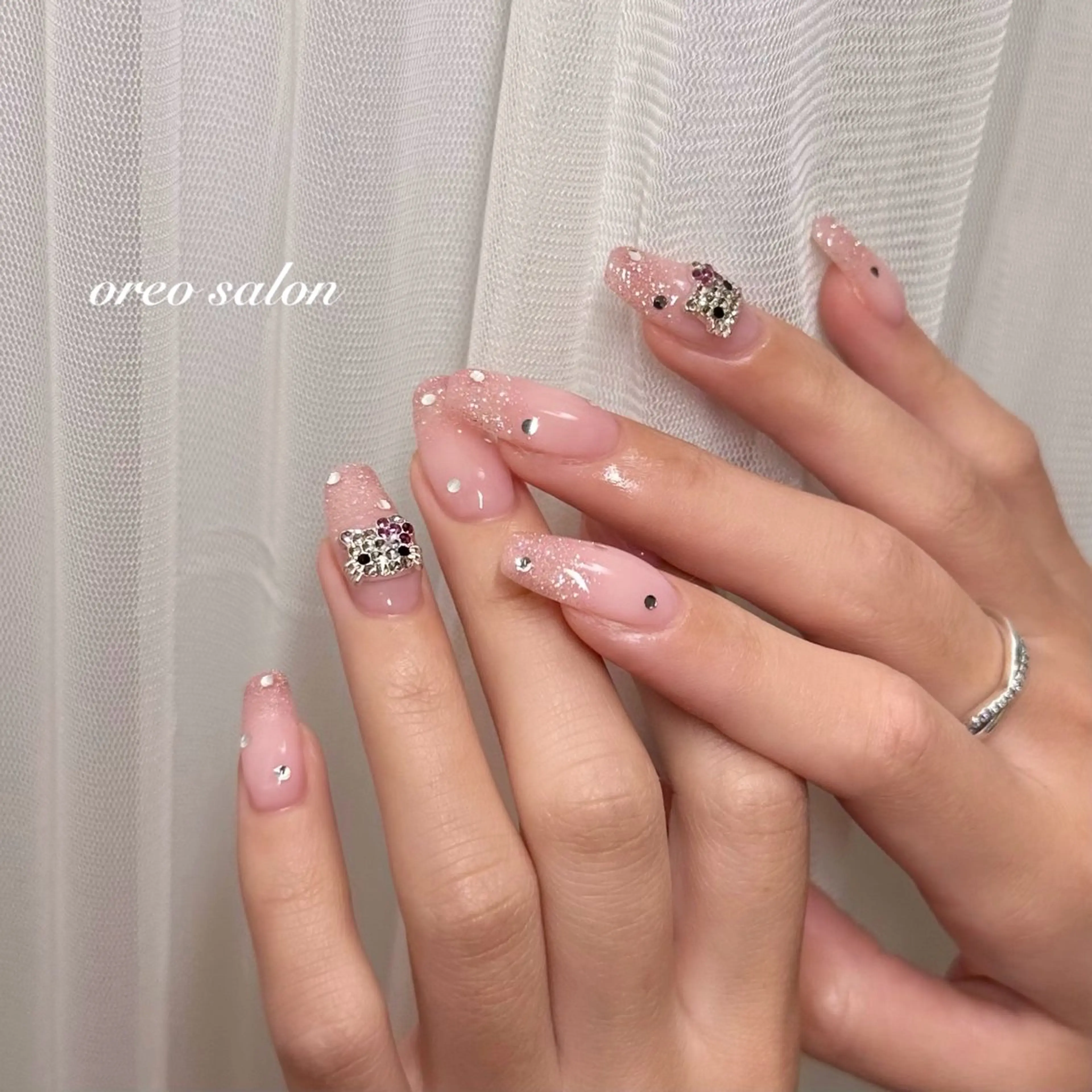 ネイル フラッシュネイル ジェルネイル ガーリー ハート キラキラネイル oreo salon miyu 池袋のネイルデザイン