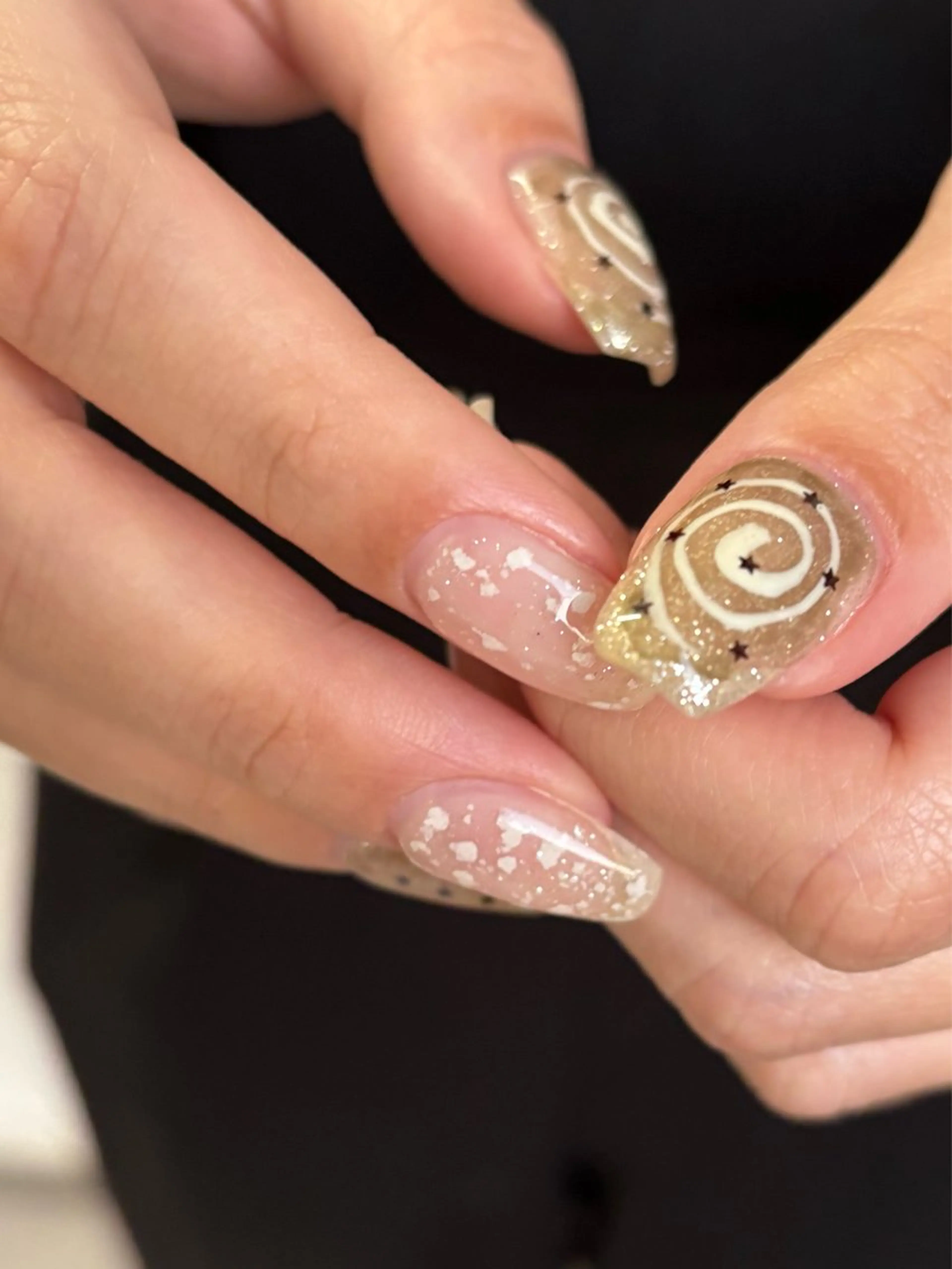 ネイル Manon Tomiのネイルデザイン