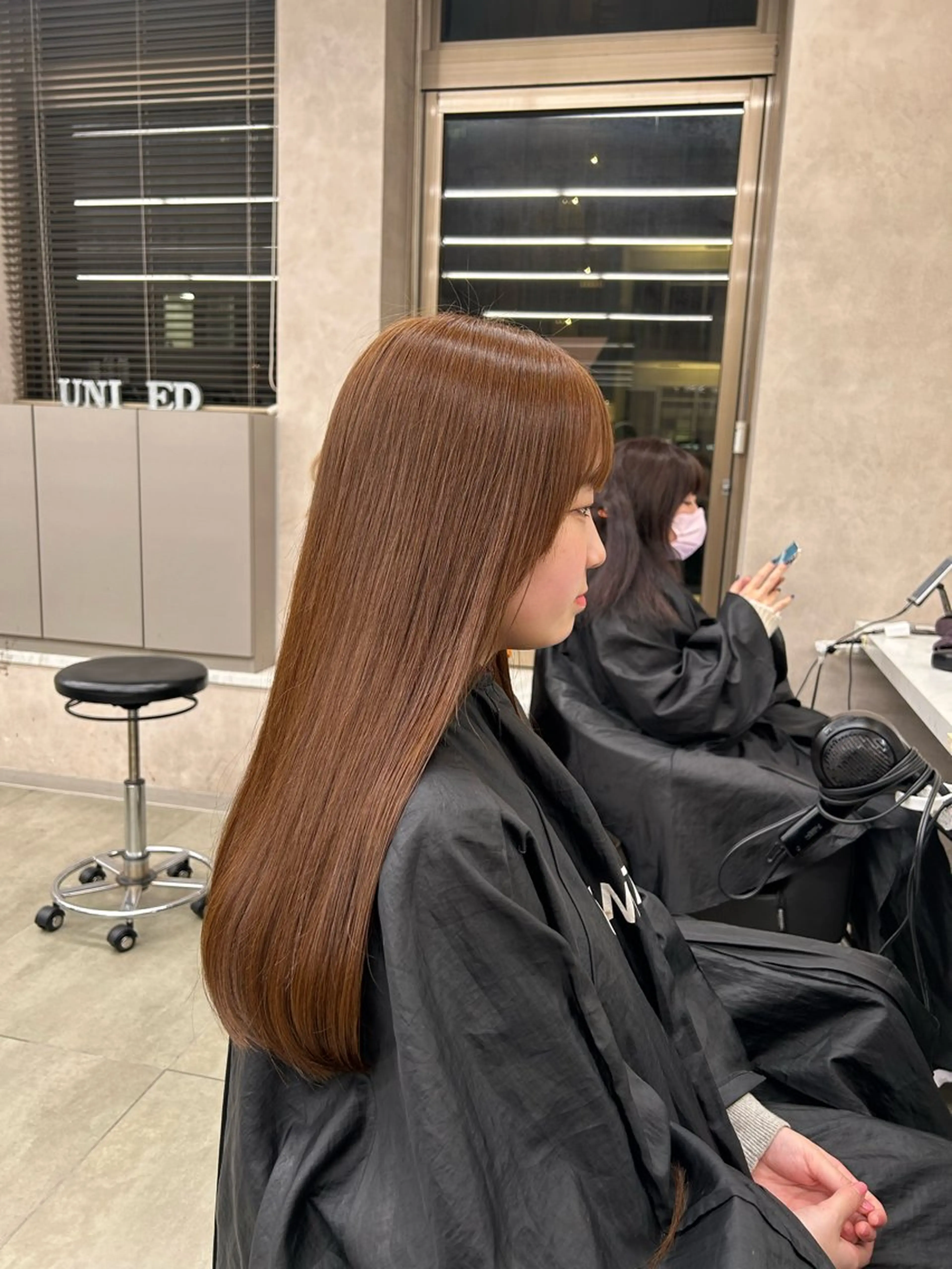 カラー ヘアカラー トリートメント 透明感ベージュ🤎 ナチュラルレイヤーのヘアスタイル