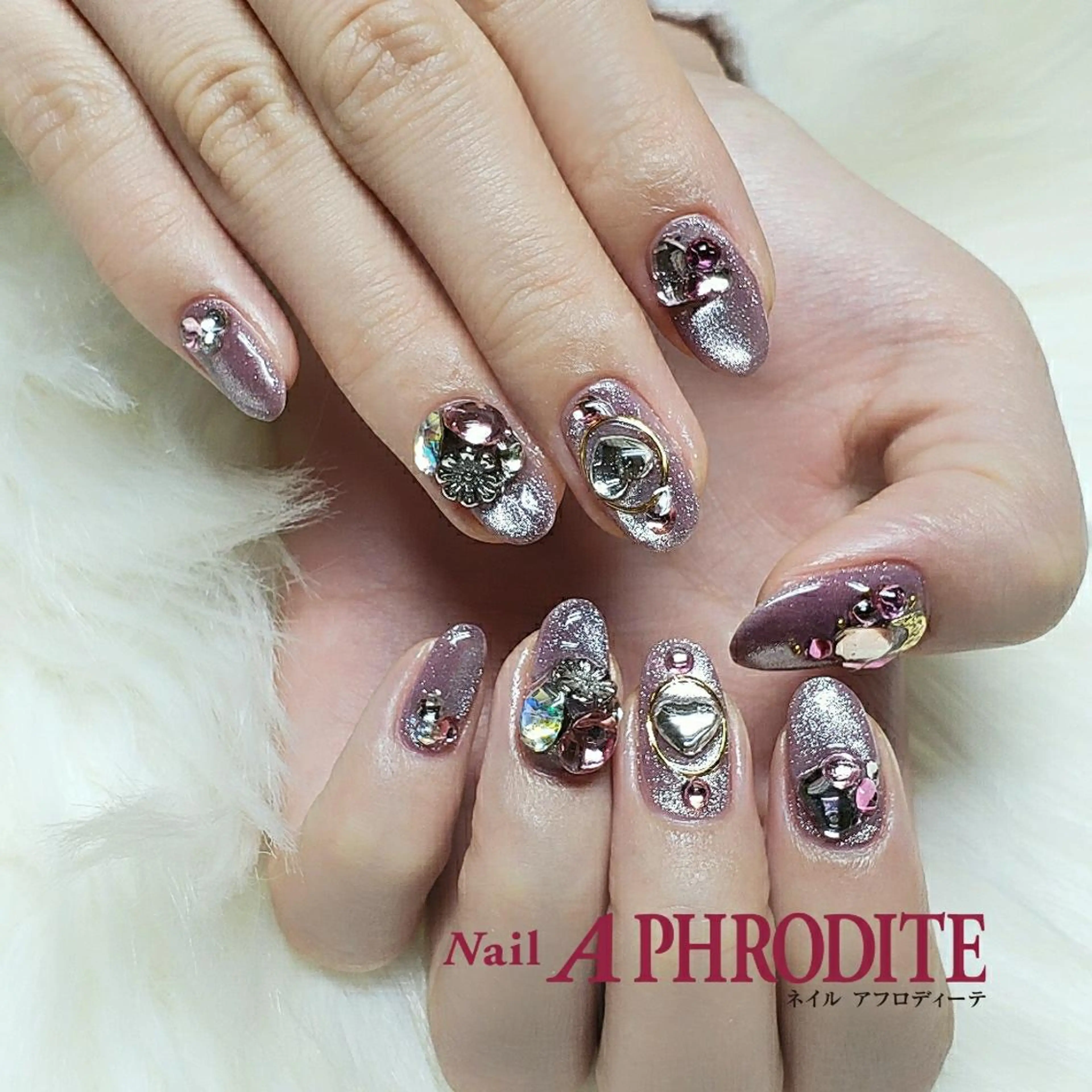 ネイル Nail  Aphroditeのネイルデザイン