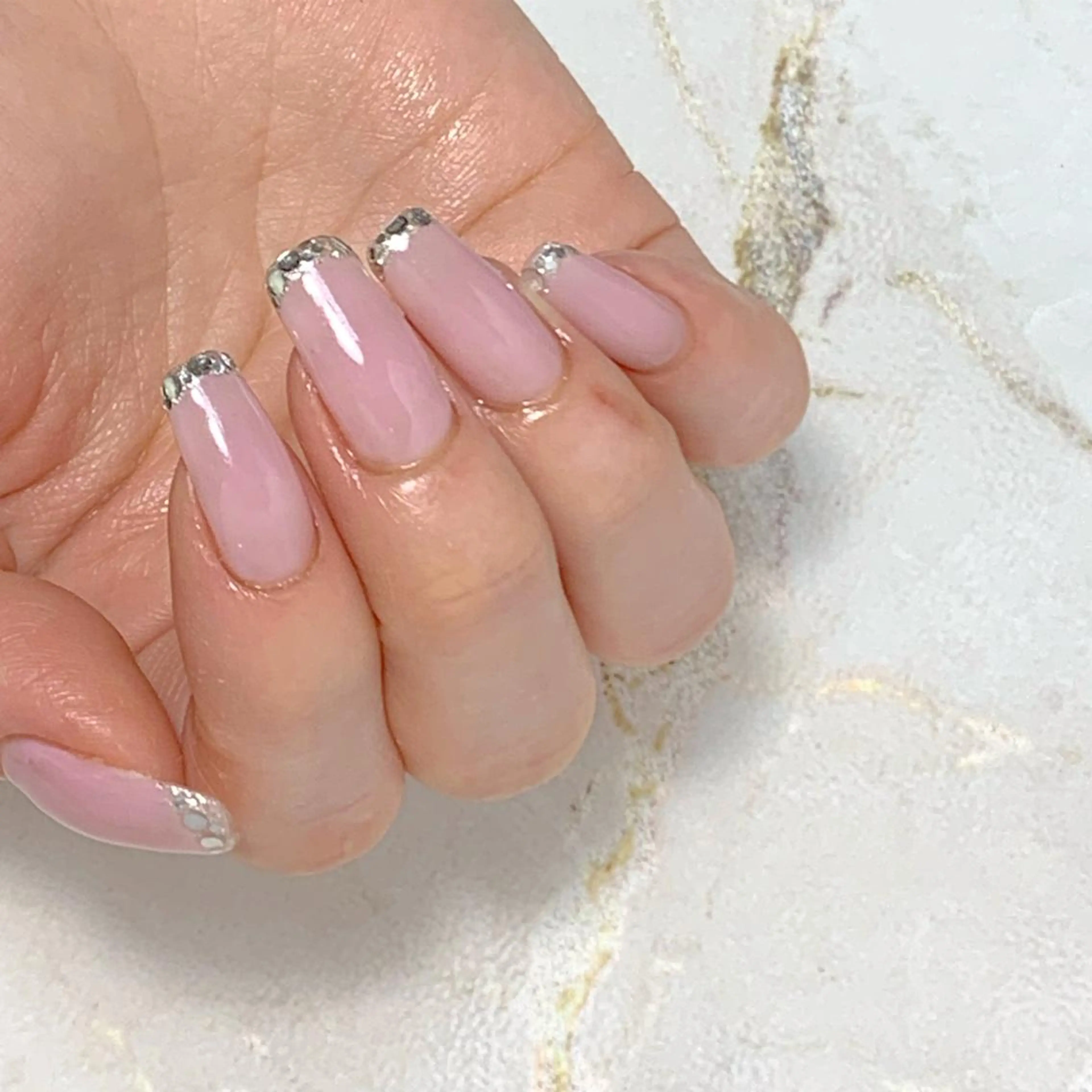 ネイル alma nailsのネイルデザイン