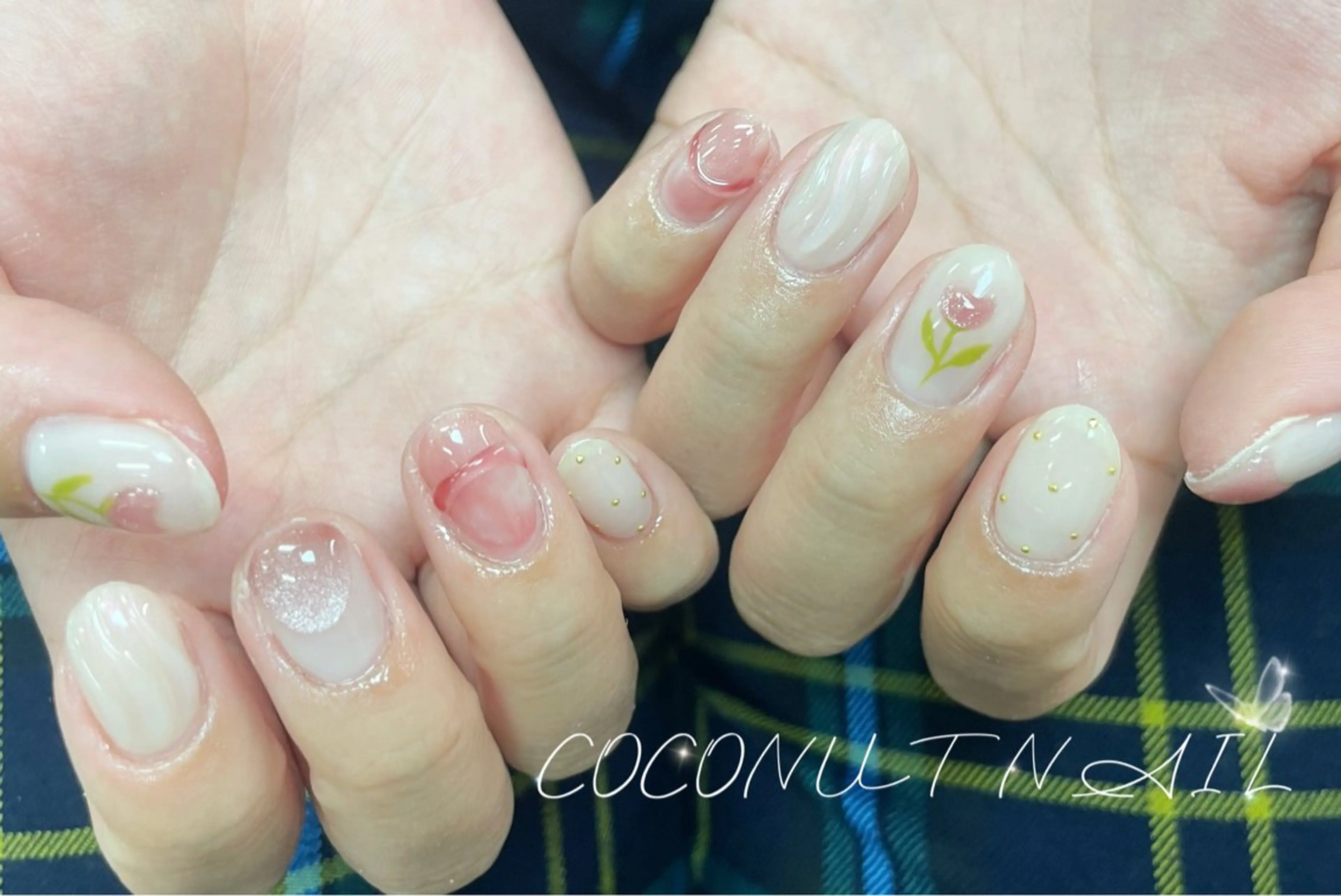ネイル べっ甲ネイル フレンチネイル キラキラネイル ラメ(グリッター) マグネットネイル ハンドネイル 神田 ココナッツのネイルデザイン