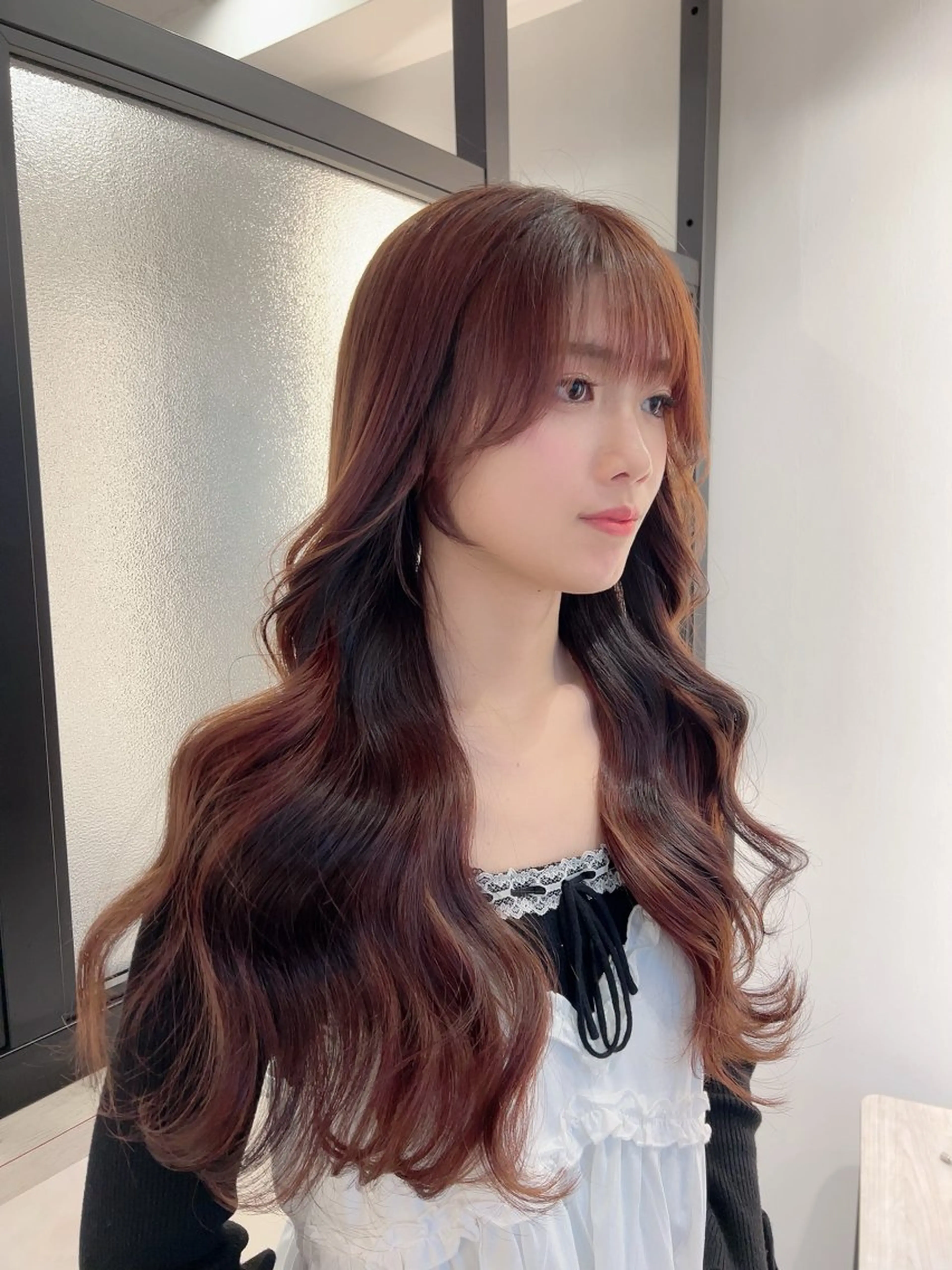 ロング カラー カット ヘアカラー トリートメント &chaLme   心斎橋所属・emi/髪質改善/ 韓国風/艶カラーのヘアスタイル