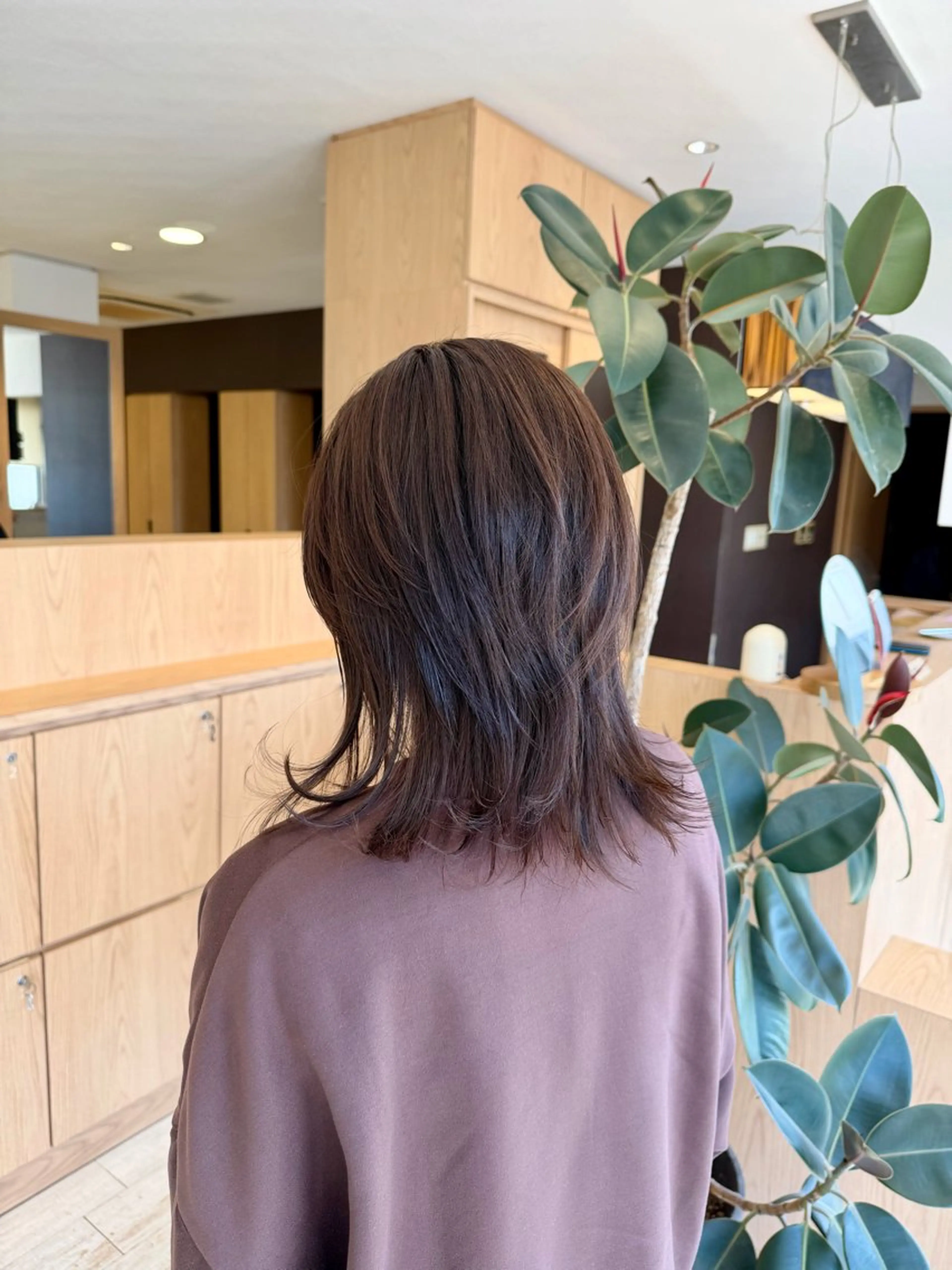 ミディアム カット ヘアカラー トリートメント 能松 玲奈のヘアスタイル