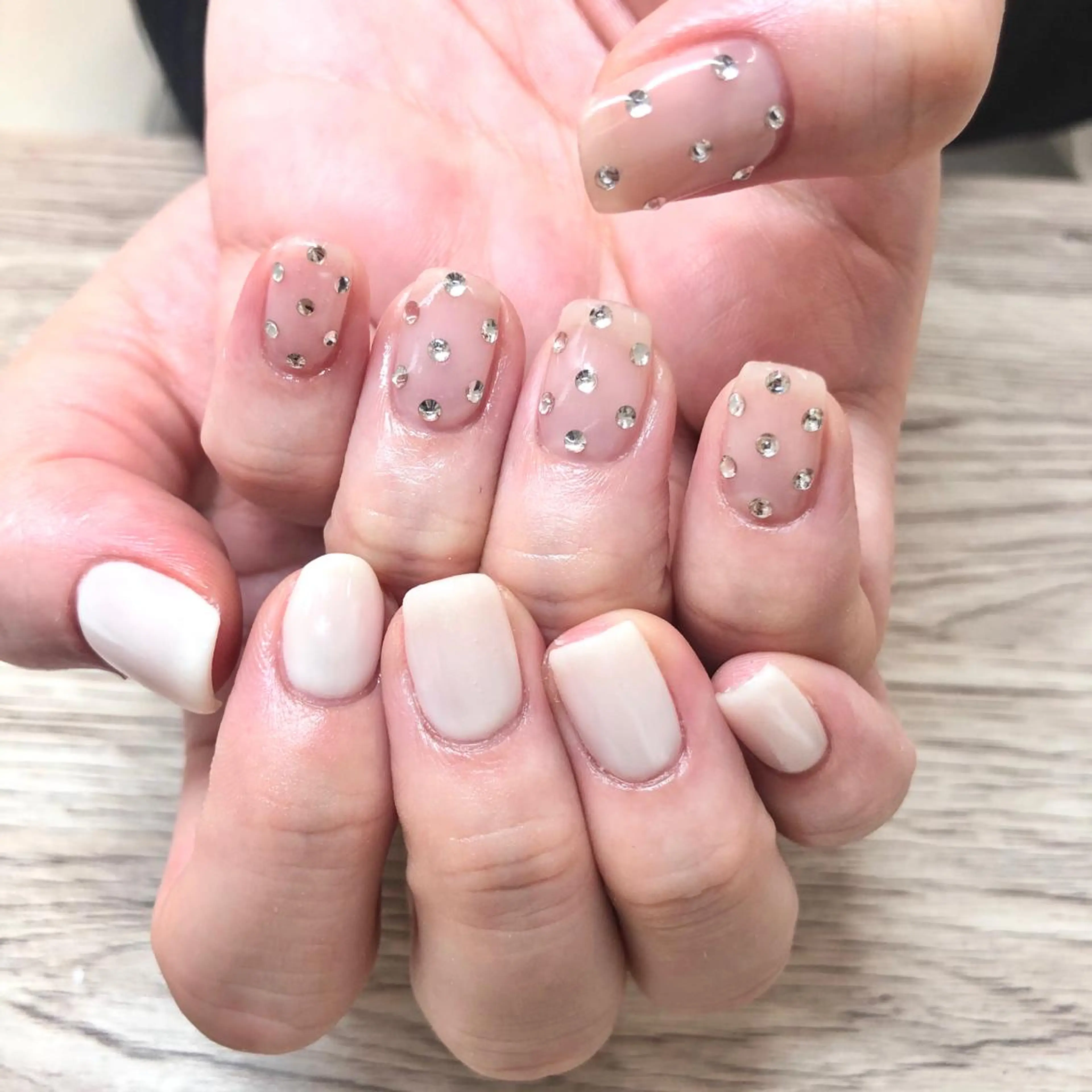 ネイル キラキラネイル 冬ネイル ハンドネイル 🎀AYAKO 🎀中韓ネイルのネイルデザイン