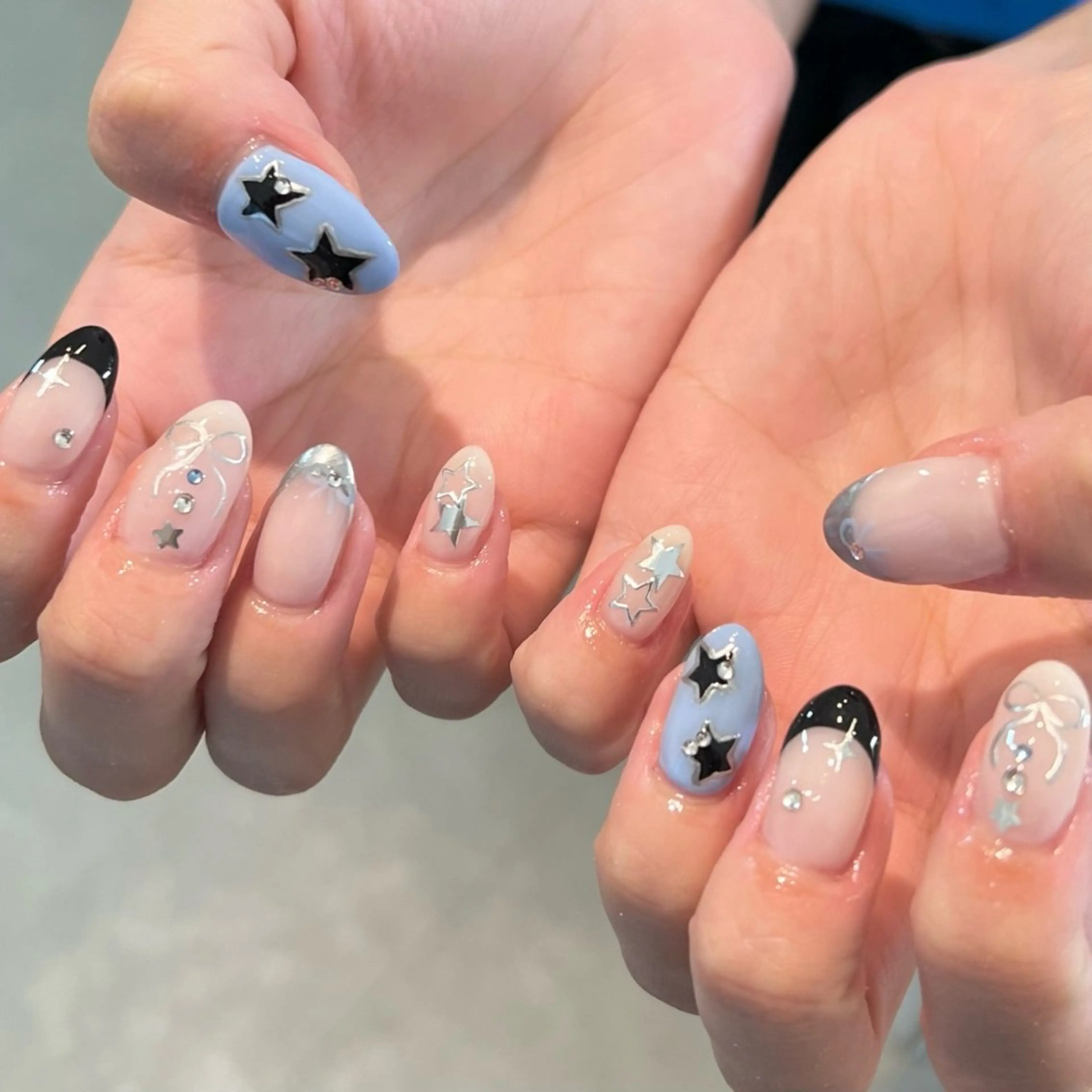 ネイル ハンドネイル sio.nail&eyebrow salon shimokitazawa2号店所属・nailist mana𖤐´-のネイルデザイン