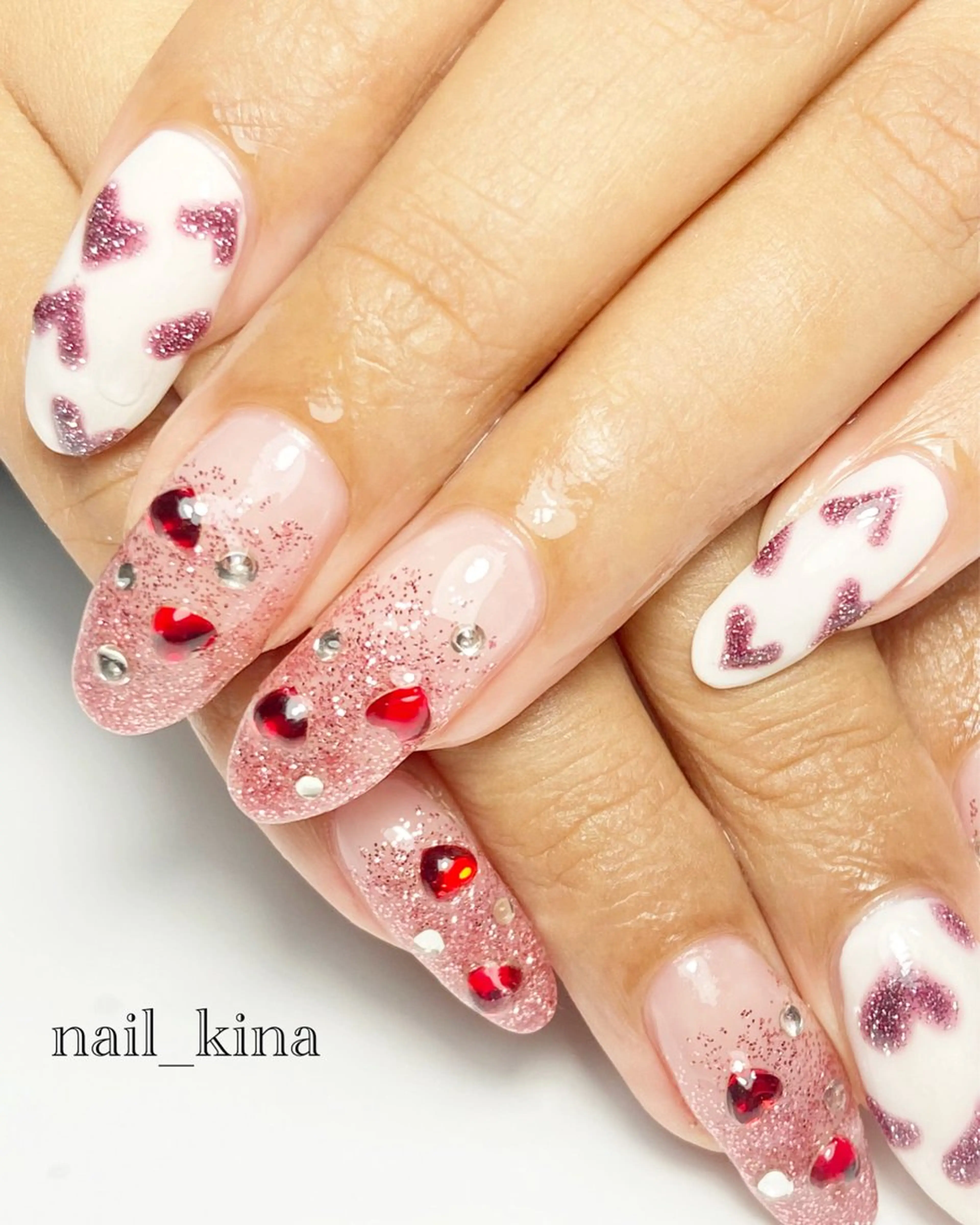ネイル アートネイル ハート nail_ kinaのネイルデザイン