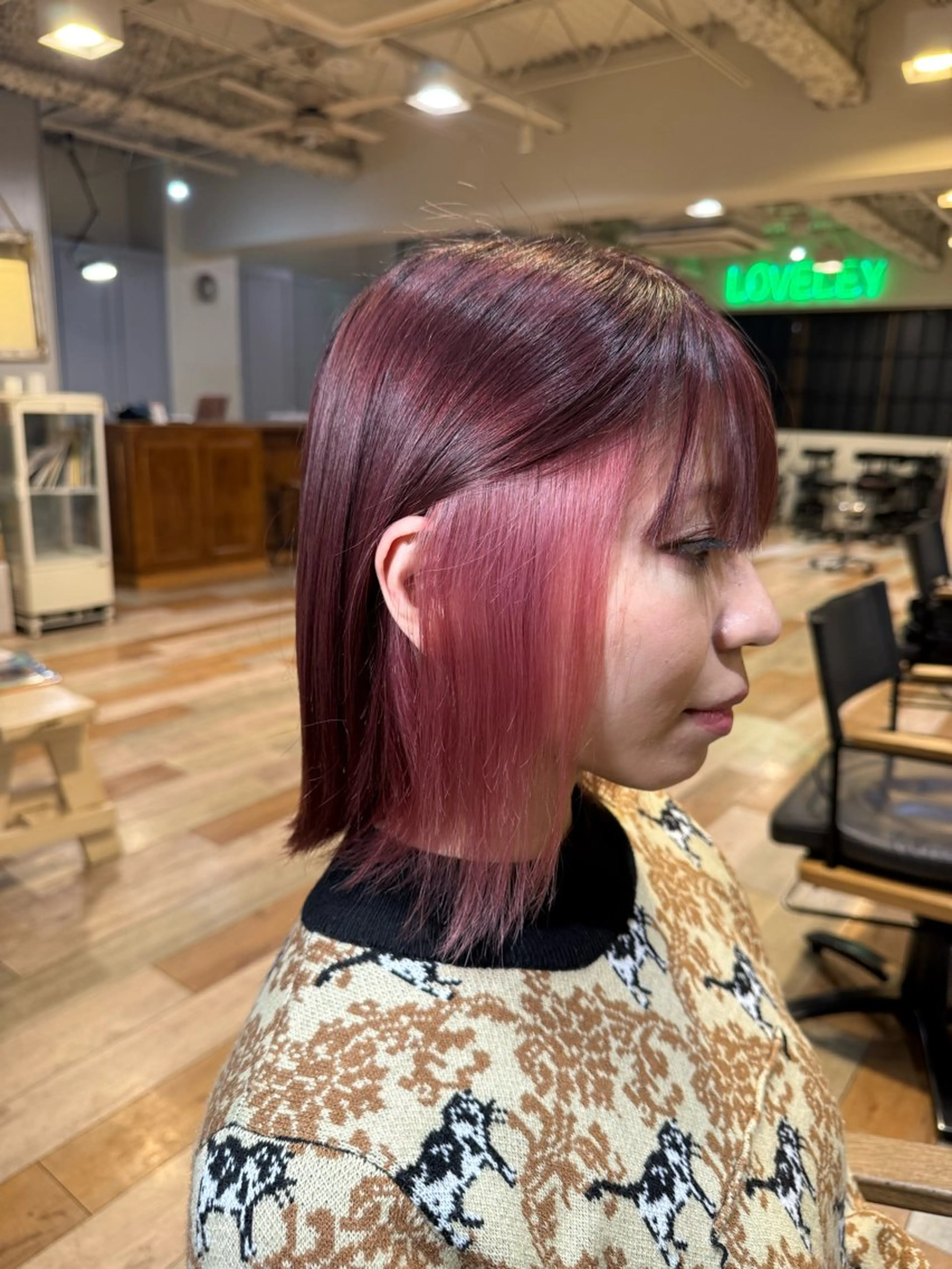 セミロング カラー ブリーチ ケアブリーチ デザインカラー ハイトーンカラー ヘアカラー トリートメント メンズカット/パーマ 艶カラーTAIGA︎のヘアスタイル